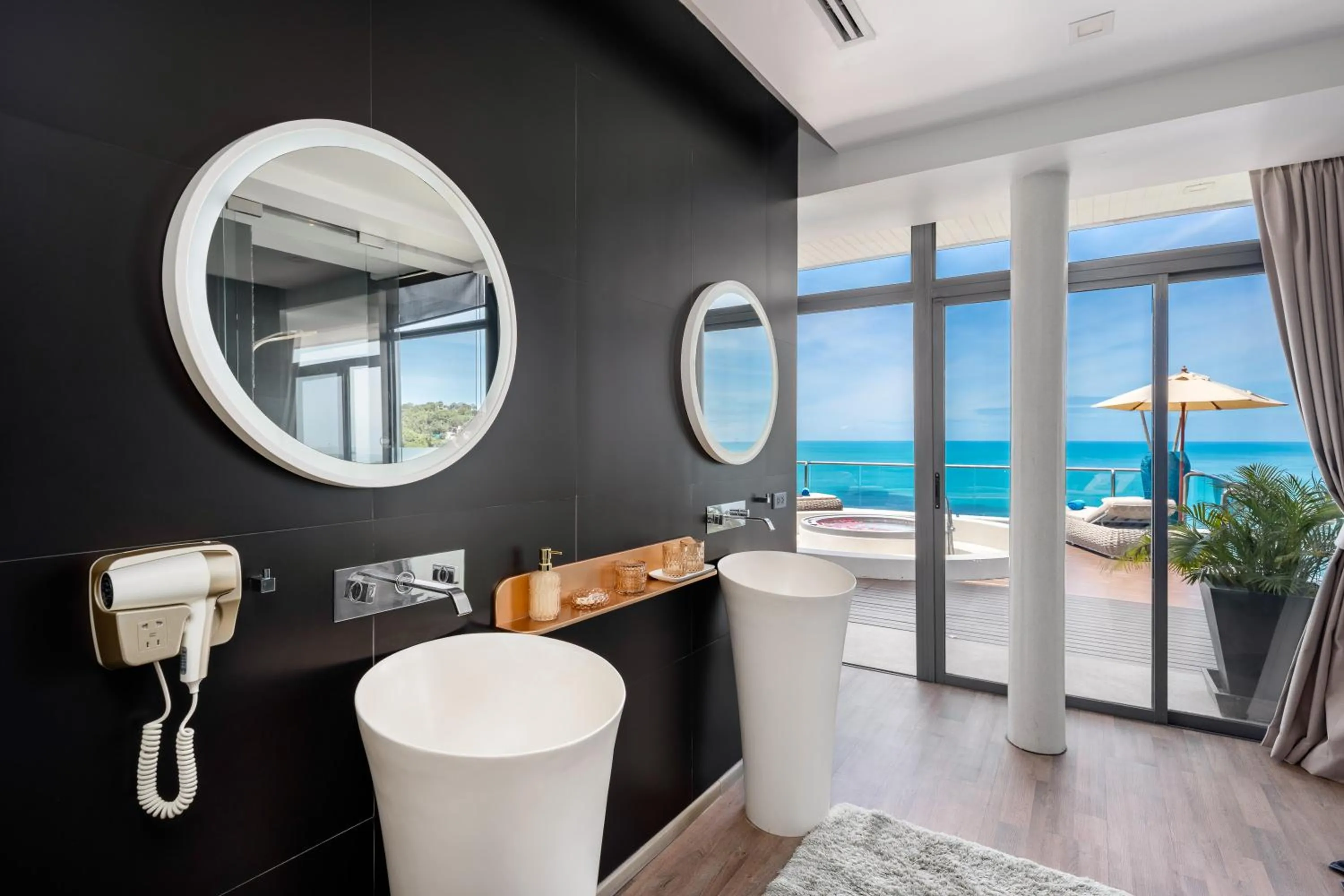 Bathroom in Villa Seawadee - luxurious, award-winning design Villa with amazing panoramic seaview
