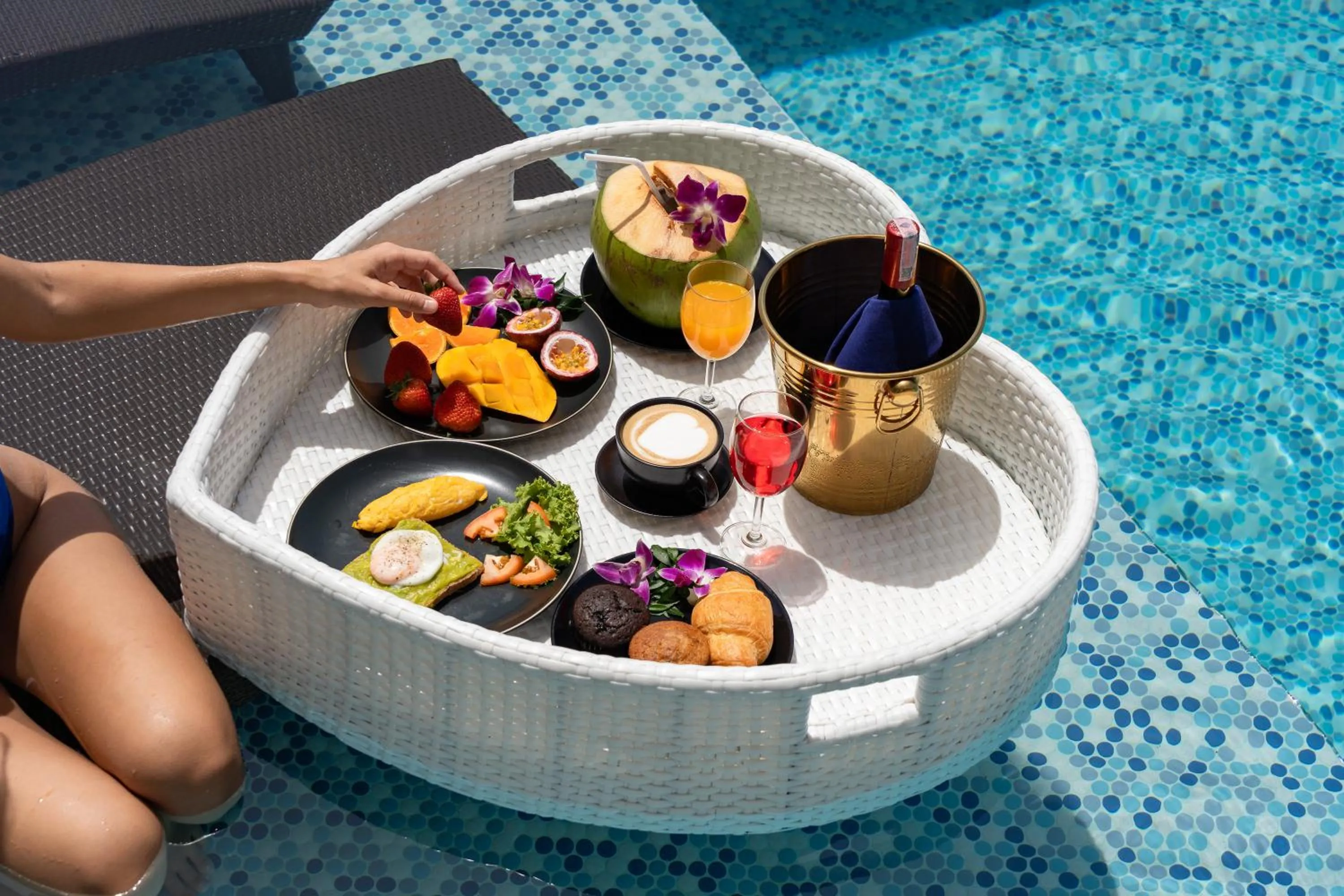 Villa Seawadee - luxurious, award-winning design Villa with amazing panoramic seaview