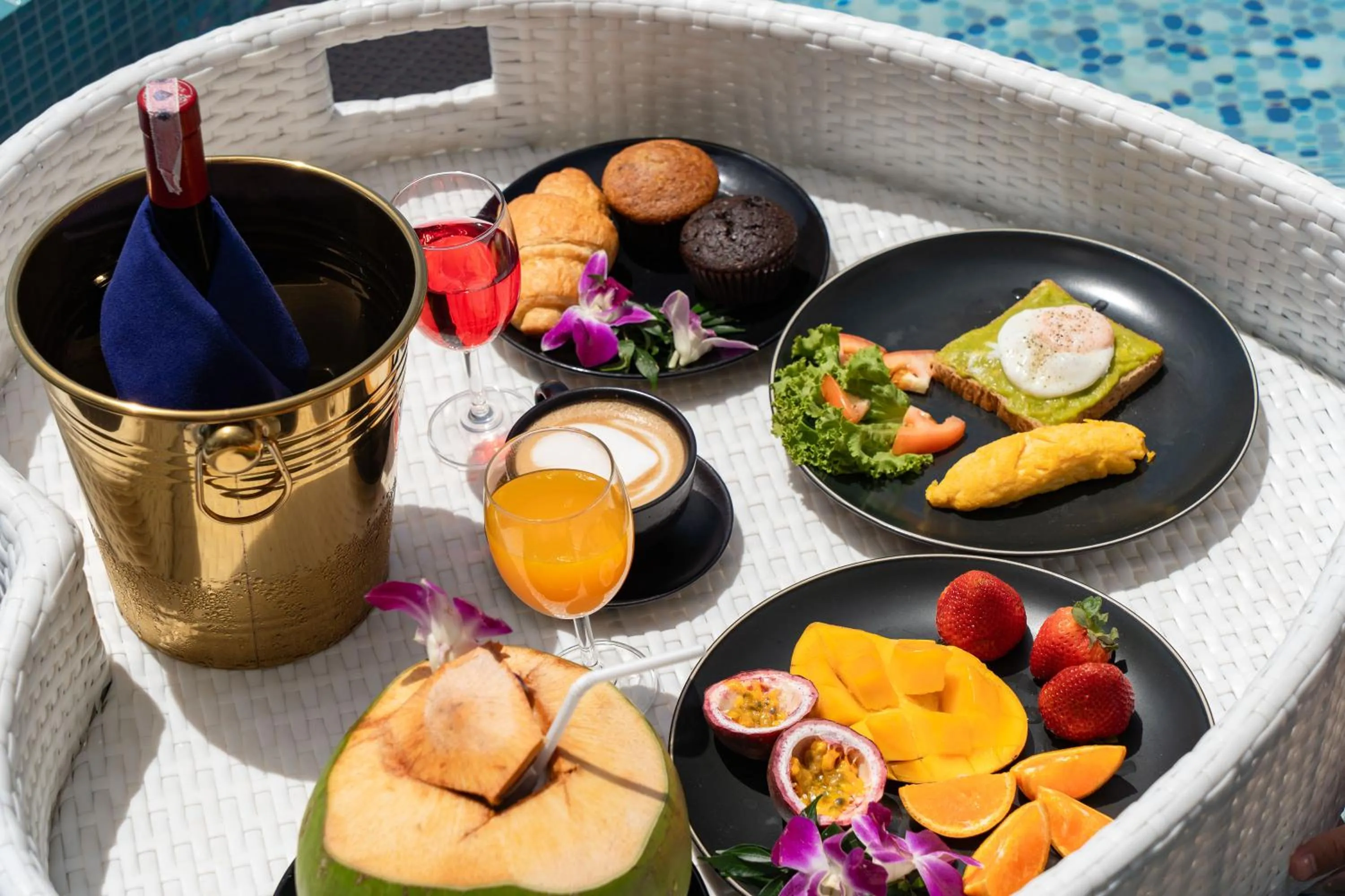 Villa Seawadee - luxurious, award-winning design Villa with amazing panoramic seaview