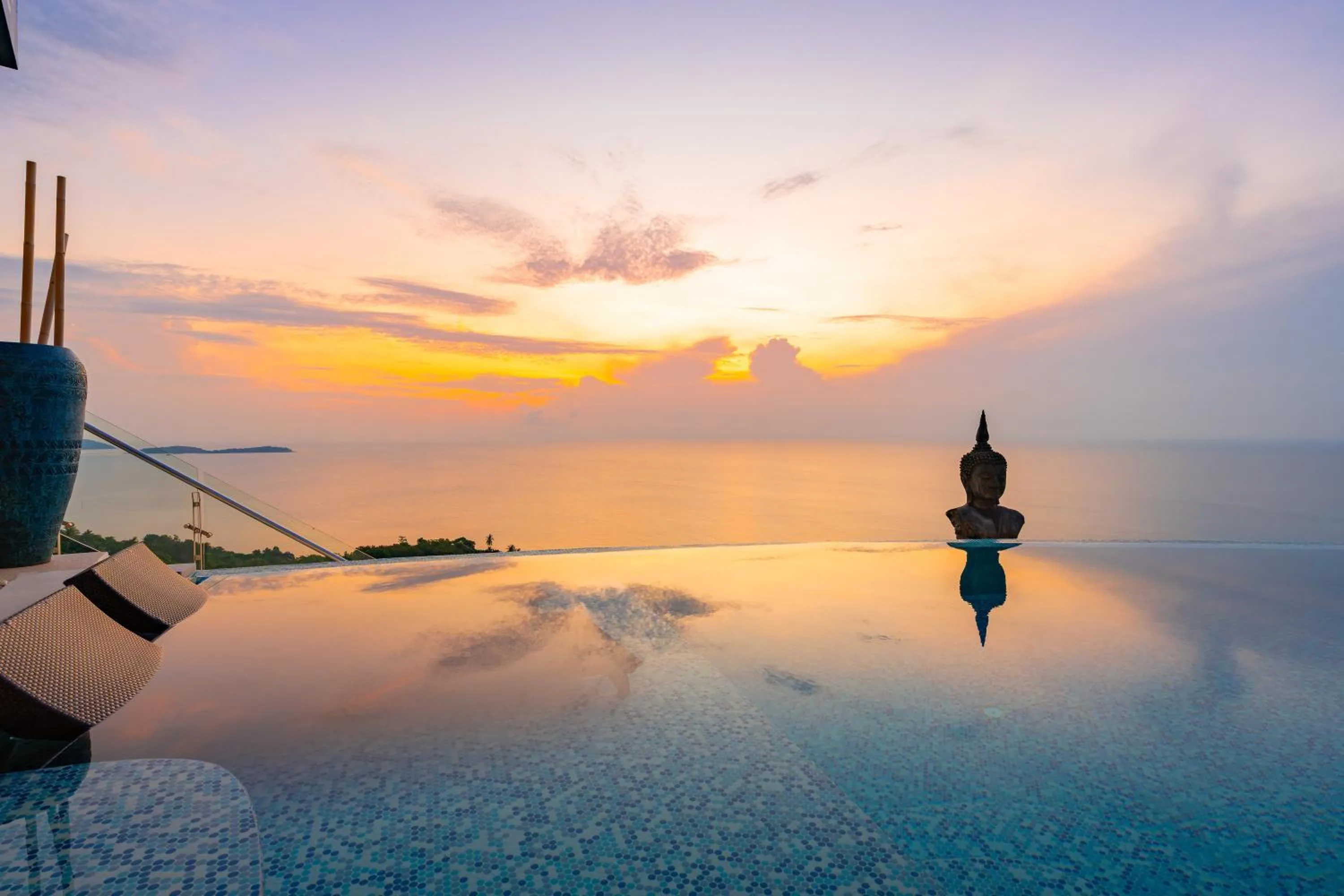 Villa Seawadee - luxurious, award-winning design Villa with amazing panoramic seaview