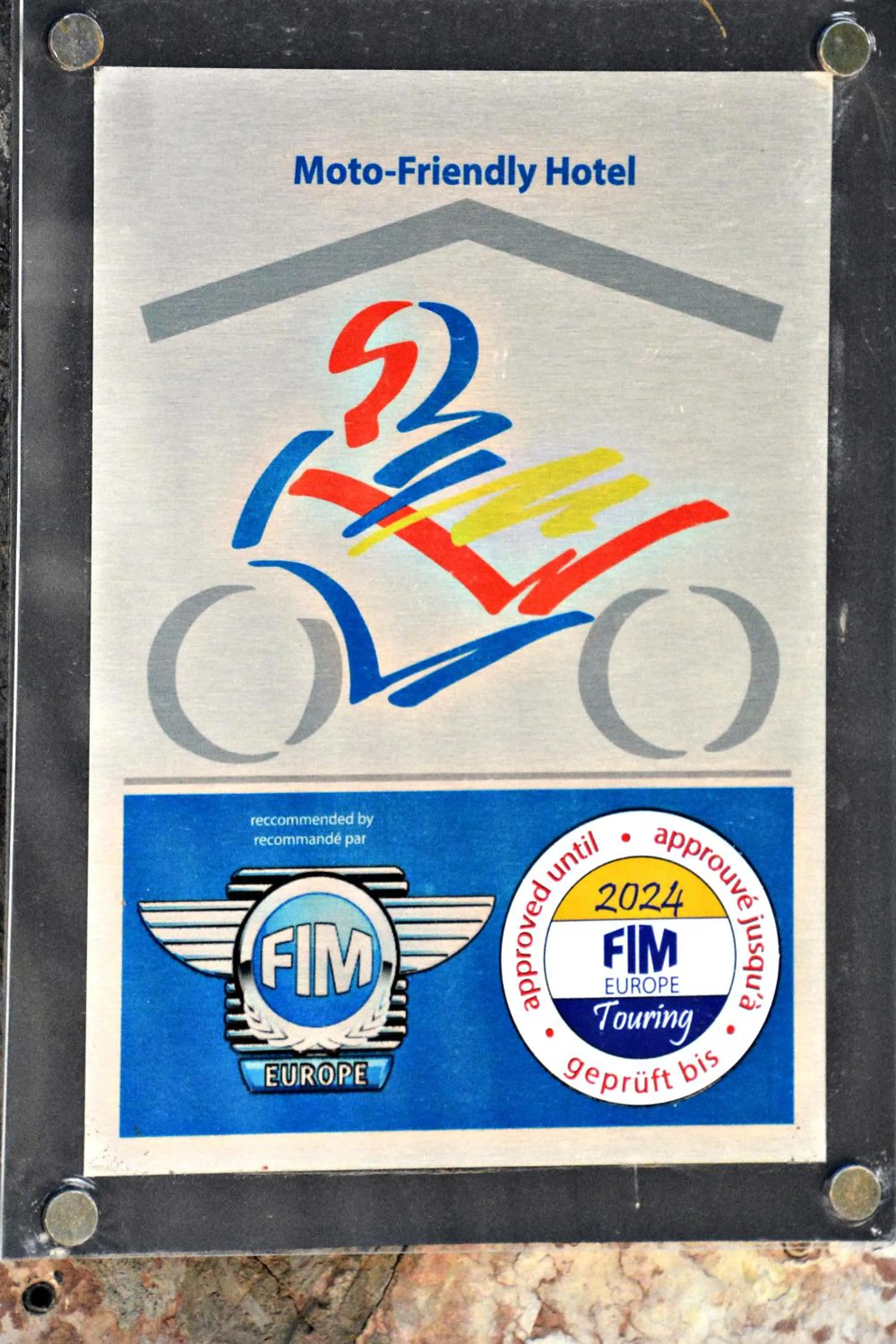 Logo/Certificate/Sign in Guesthouse Vissinokipos - Biker Friendly - Motorradhotel