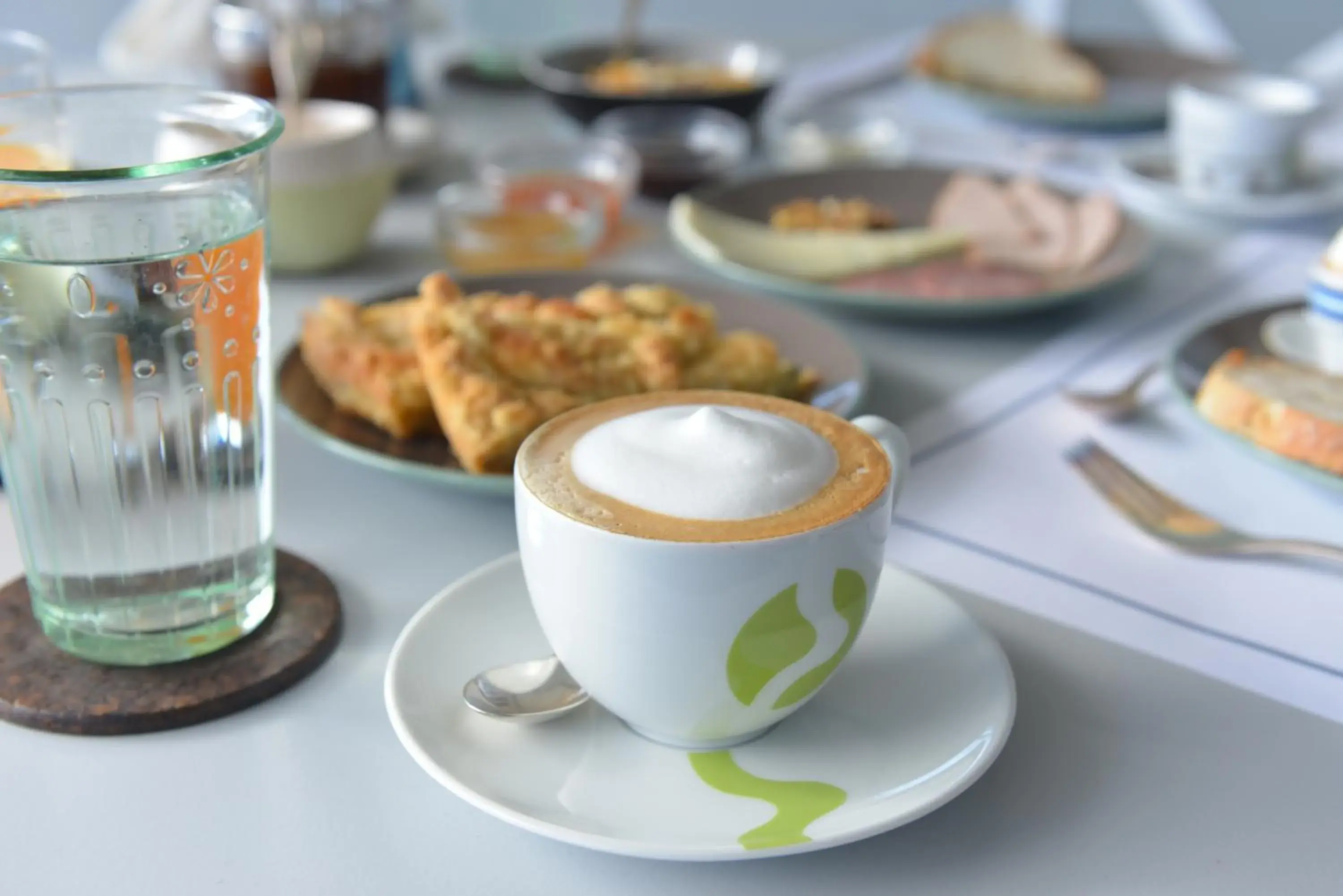 Breakfast in Guesthouse Vissinokipos - Biker Friendly - Motorradhotel Breakfast in Guesthouse Vissinokipos - Biker Friendly - Motorradhotel