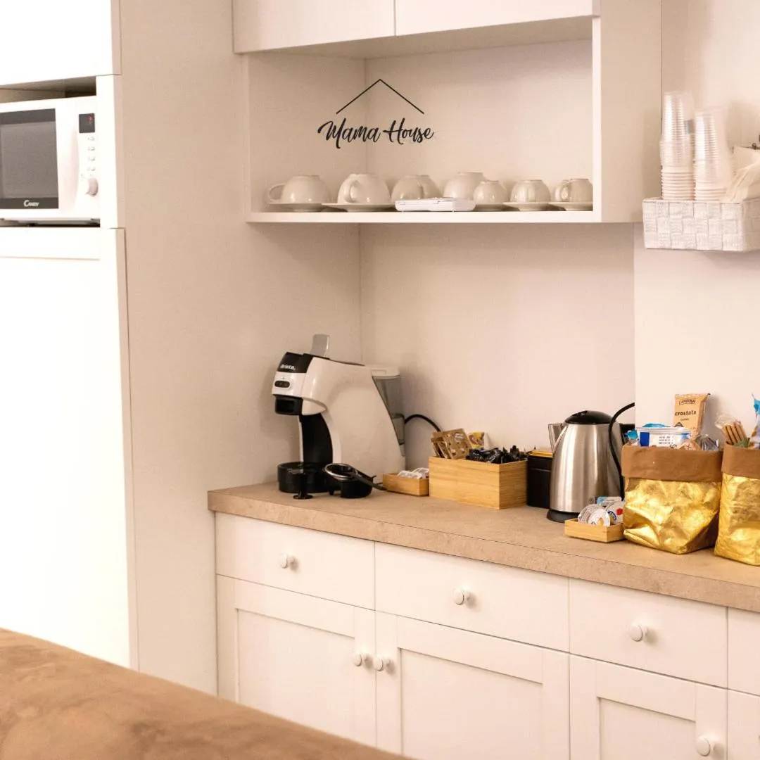 Kitchen or kitchenette in Mama House