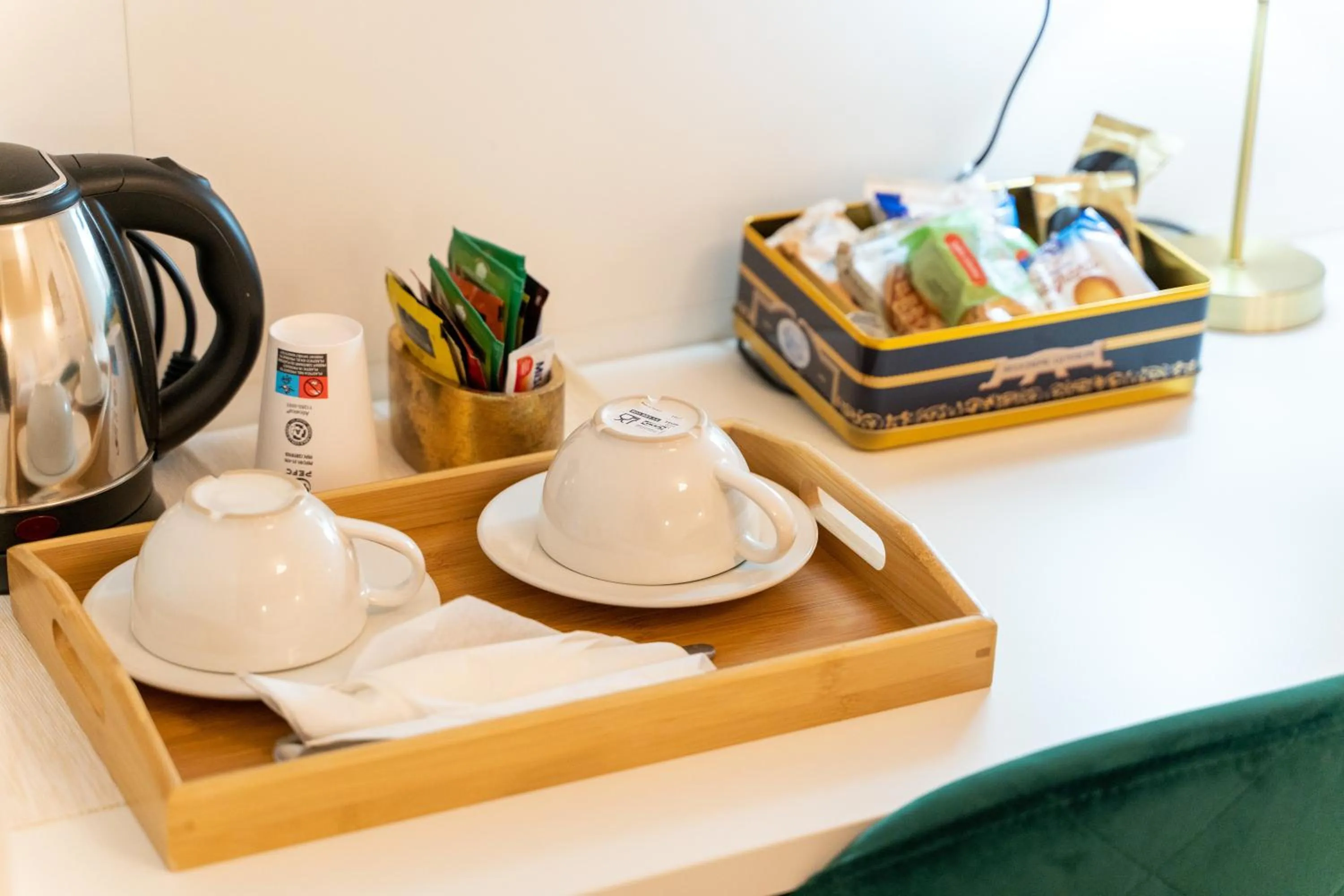 Coffee/tea facilities in Mama House