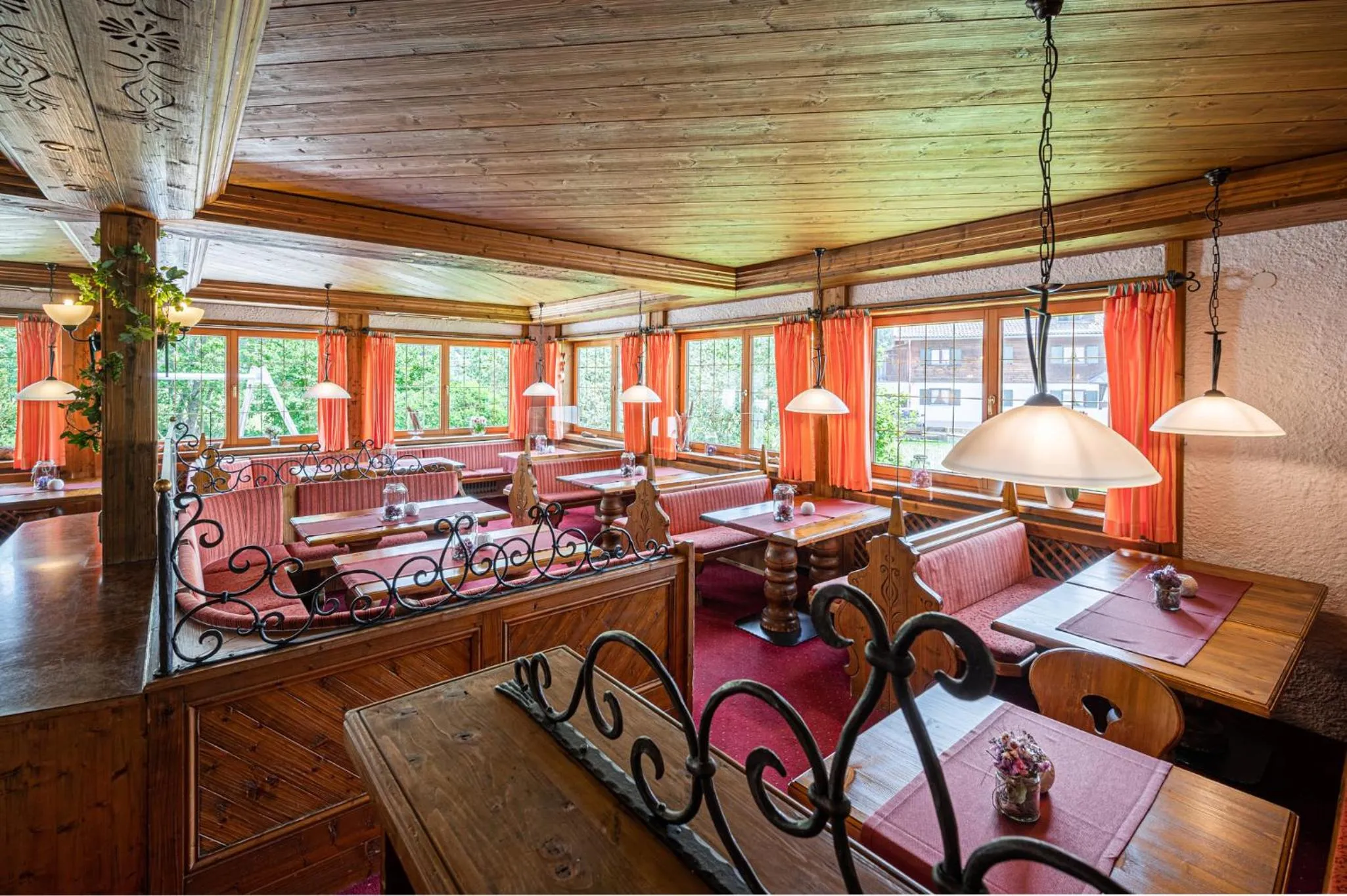 Restaurant/places to eat in Wohlfühlhotel Frohsinn