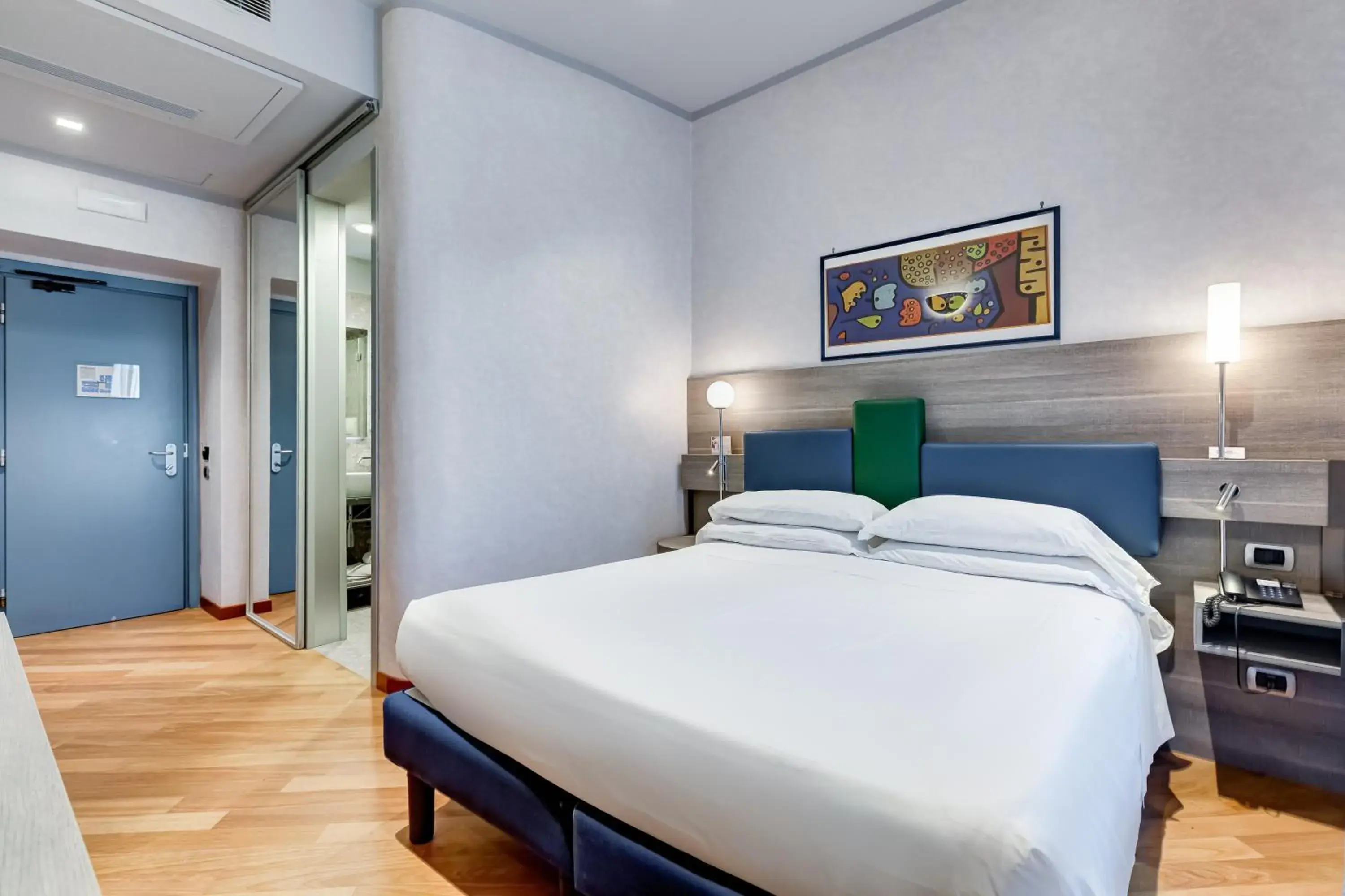 Superior King Room in Best Western Plus Hotel Plaza Superior King Room in Best Western Plus Hotel Plaza