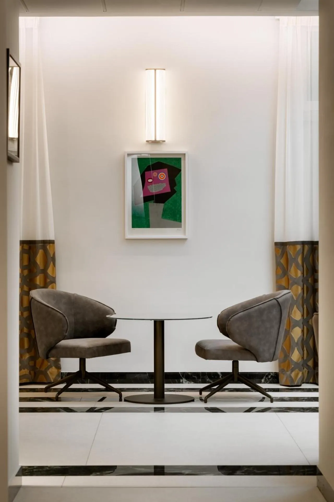 Lounge or bar in Best Western Plus Hotel Plaza