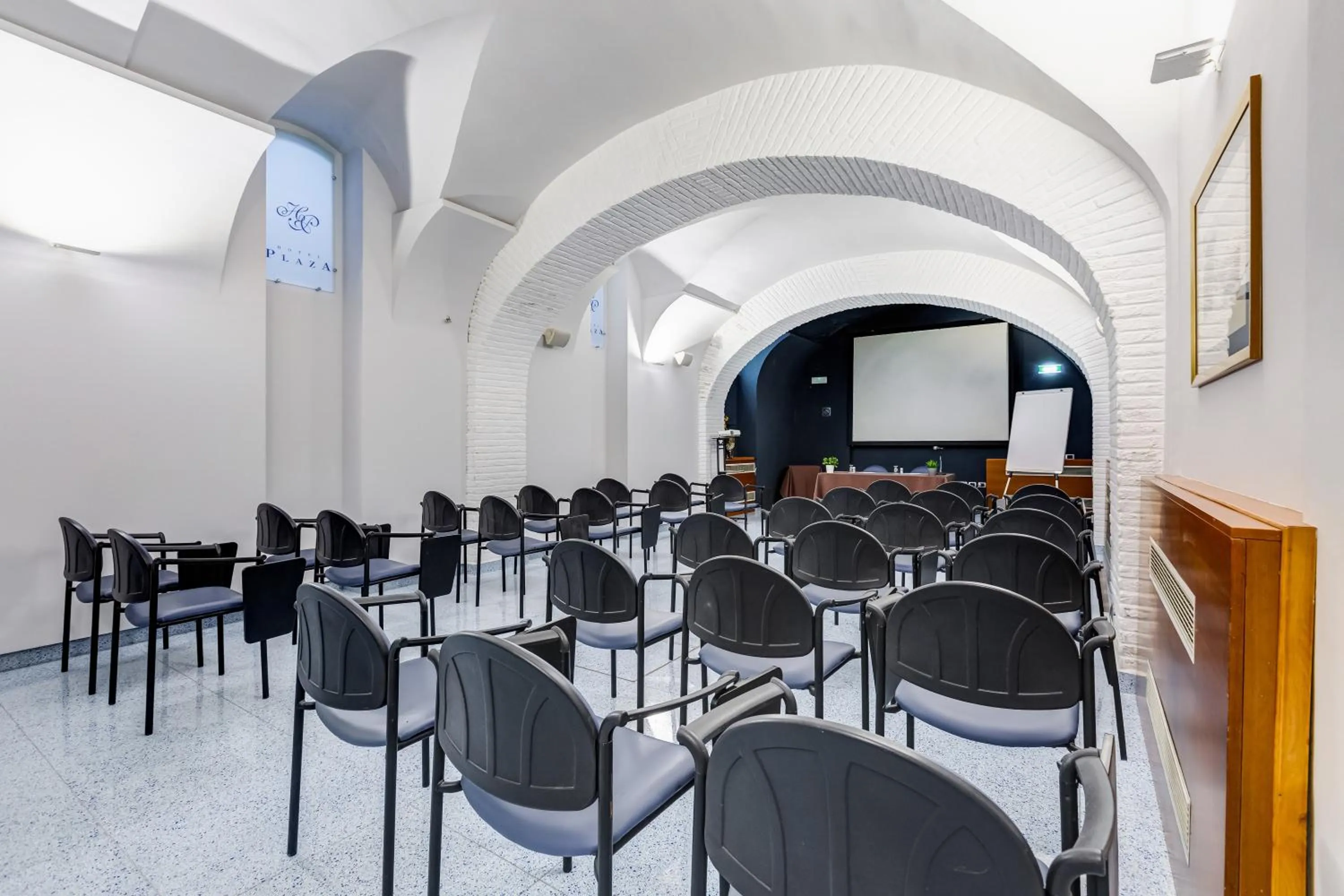 Meeting/conference room in Best Western Plus Hotel Plaza