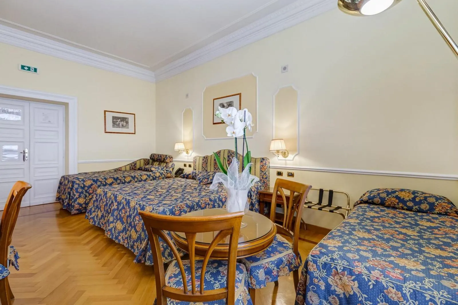 Bed in Hotel Cellini