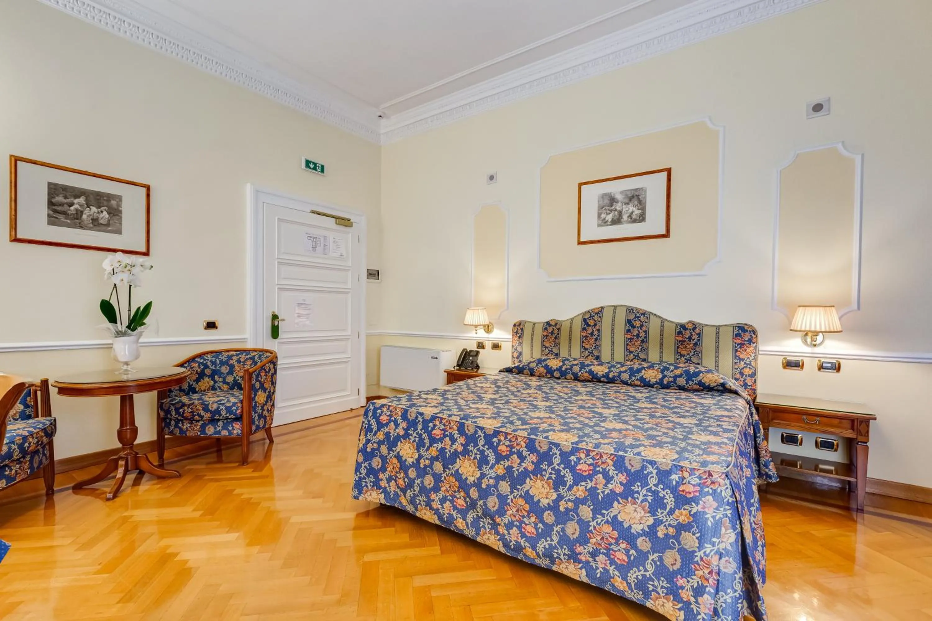 Bed in Hotel Cellini