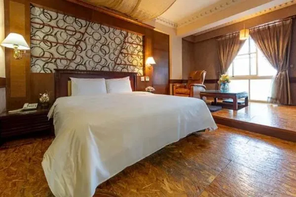 Photo of the whole room in Chicago Motel