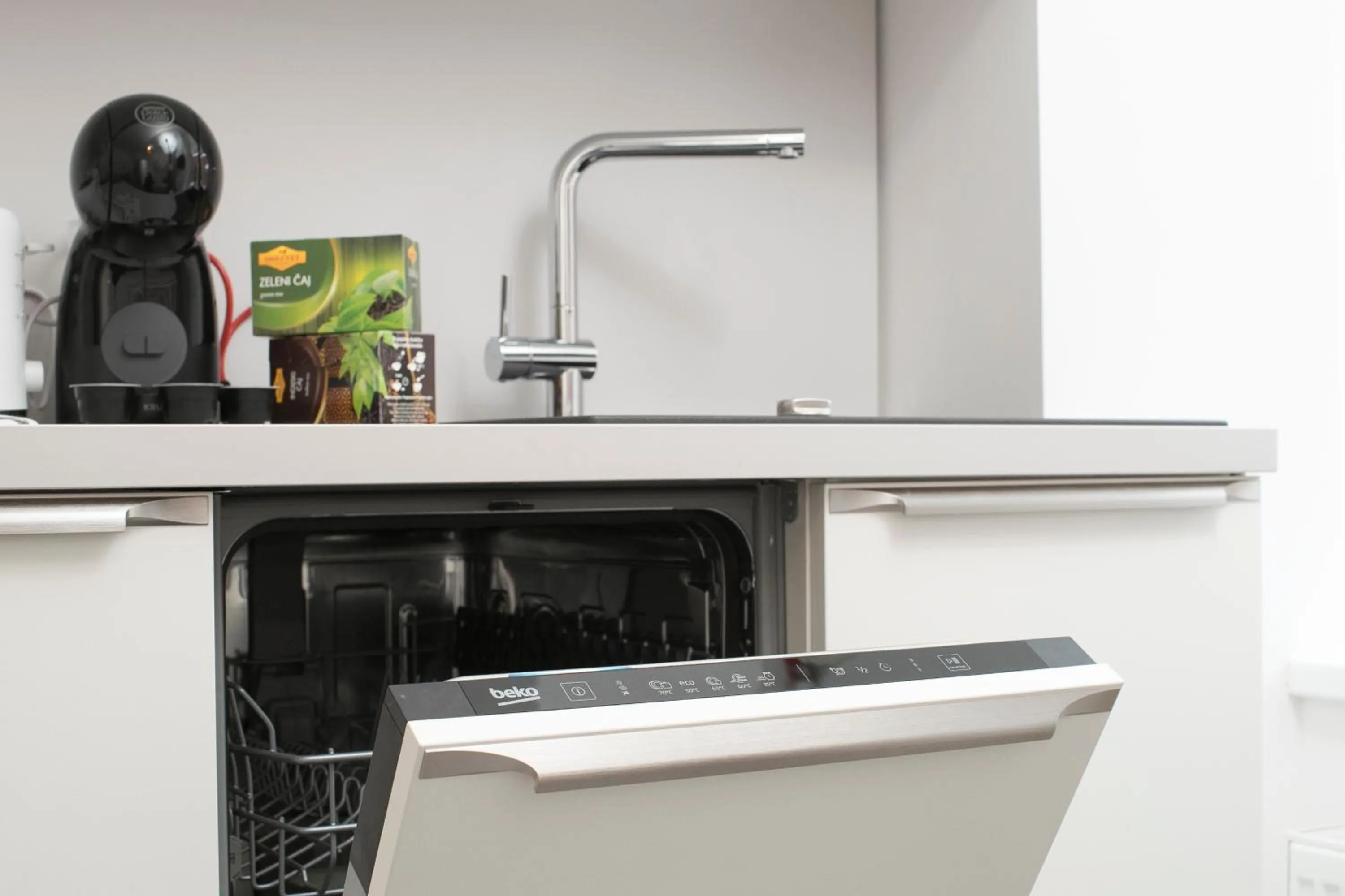 Coffee/tea facilities in Cozy apartments