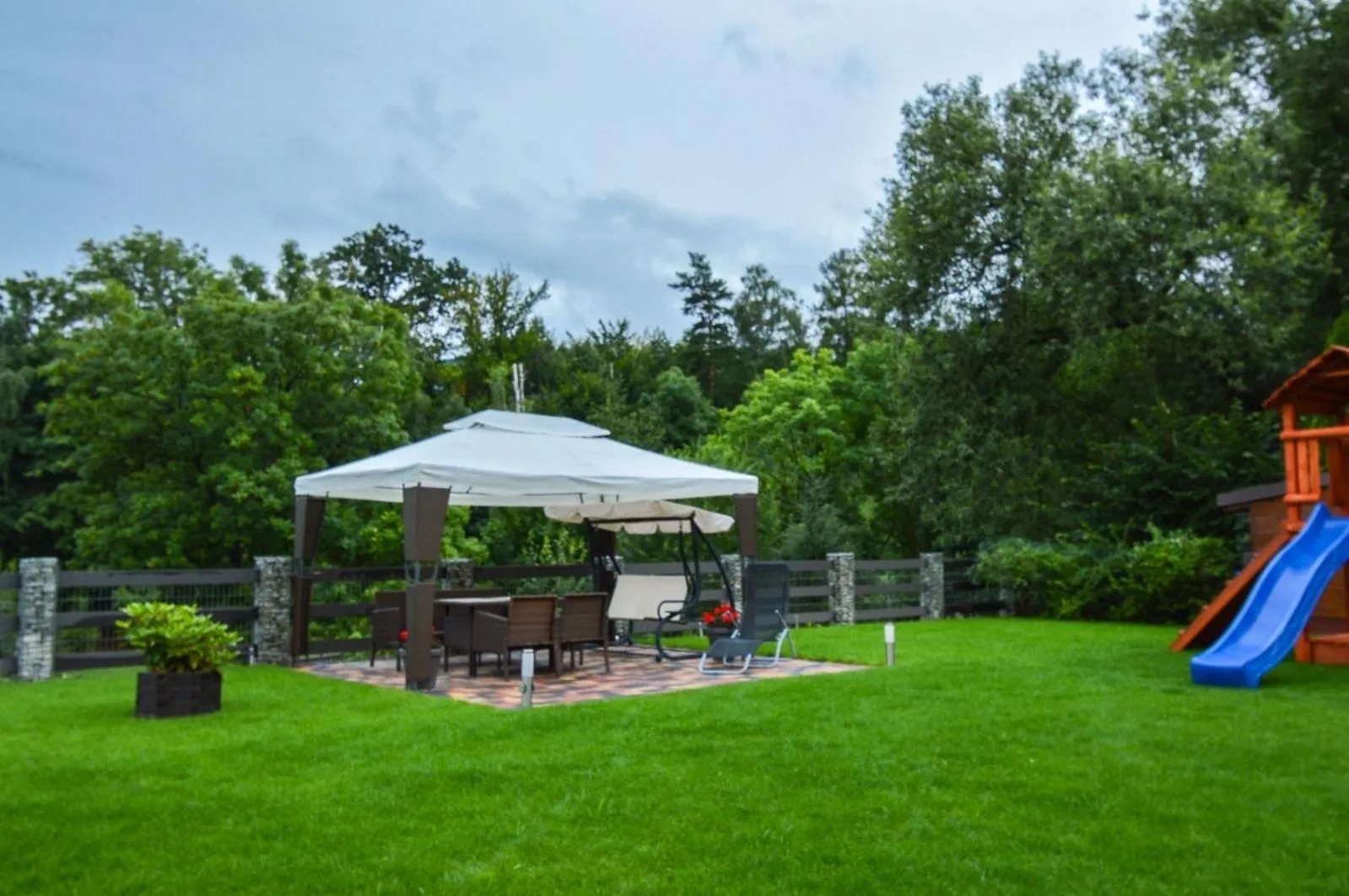 Children play ground in Apartament ESSA Karpacz - 3