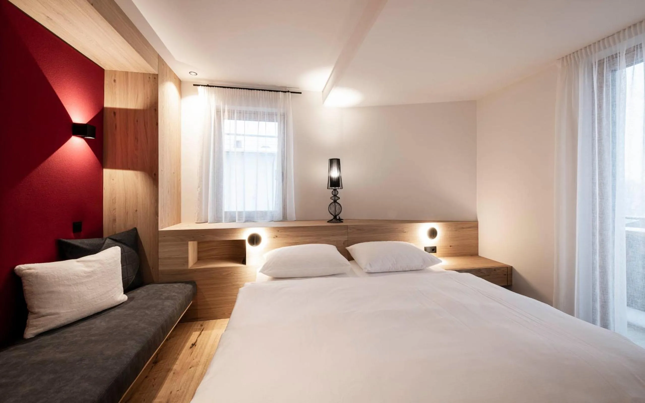 Bedroom, Bed in LaMonte Luxury Apartments