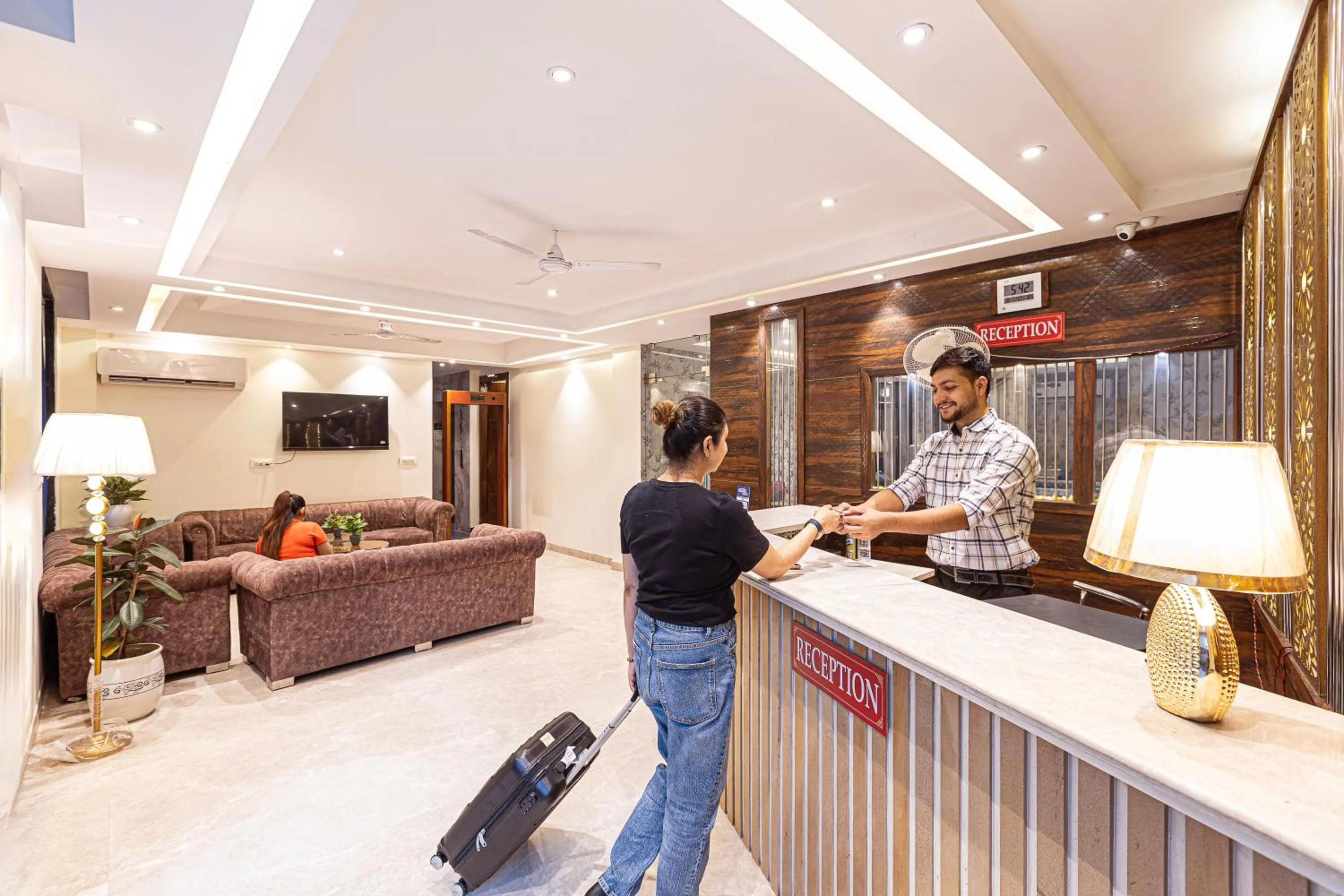 Lobby or reception in Hotel Emblem Suites- Near Delhi Airport