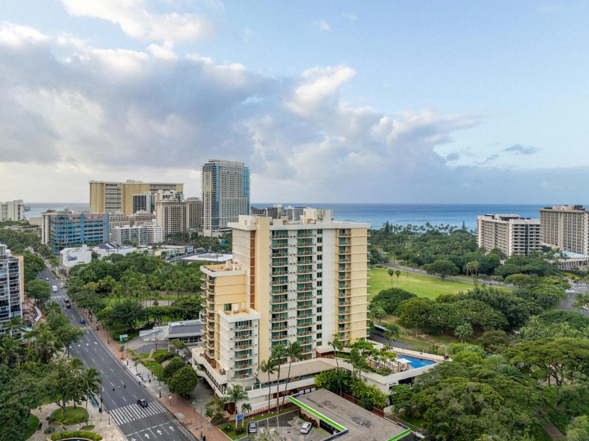 Property building in Luana Waikiki Hotel & Suites