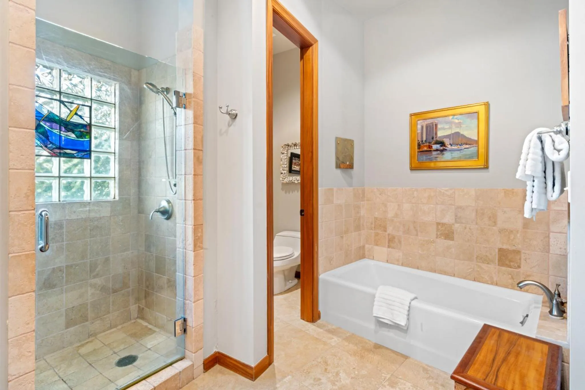 Bathroom in Luana Waikiki Hotel & Suites