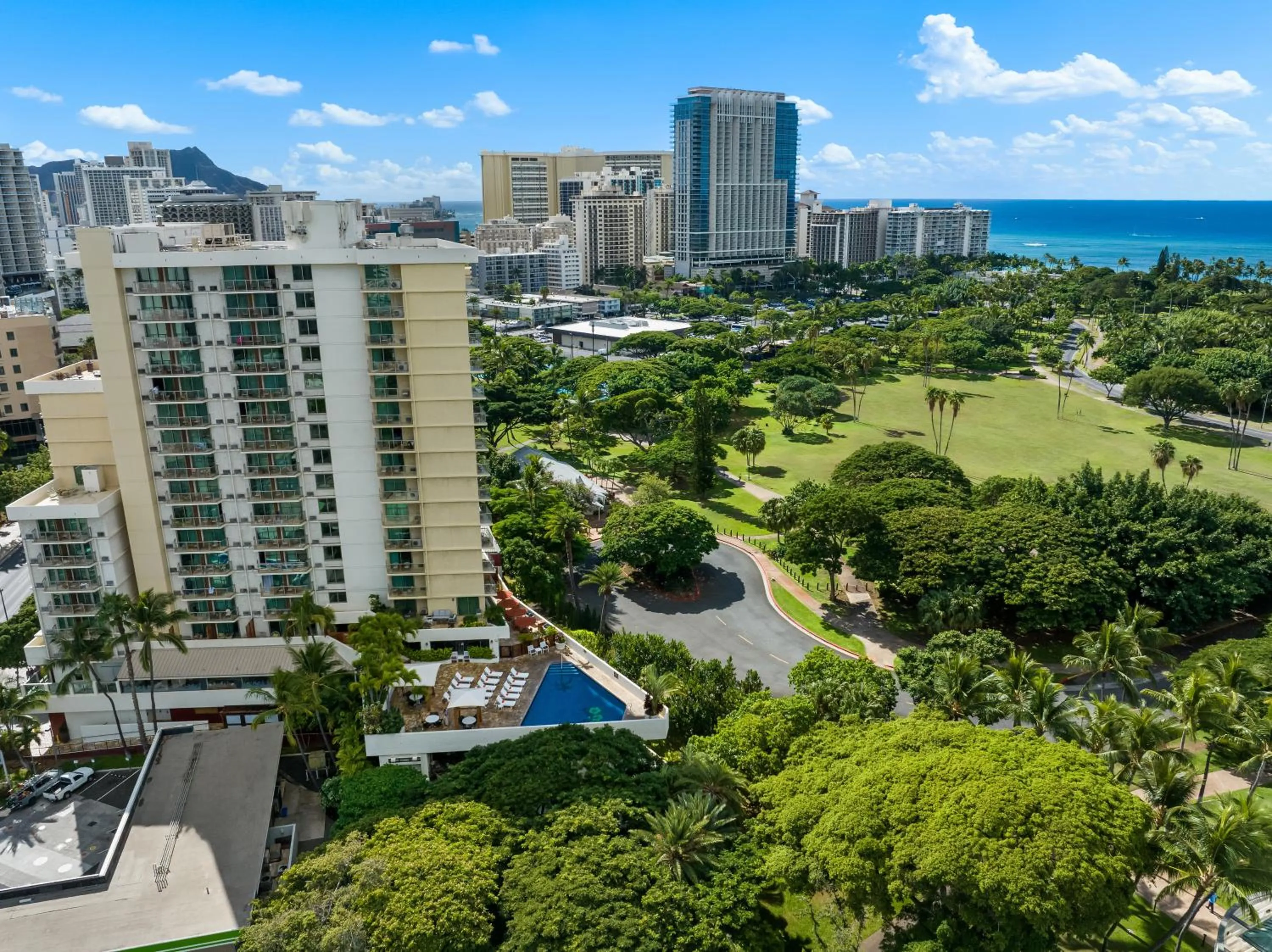 Property building in Luana Waikiki Hotel & Suites