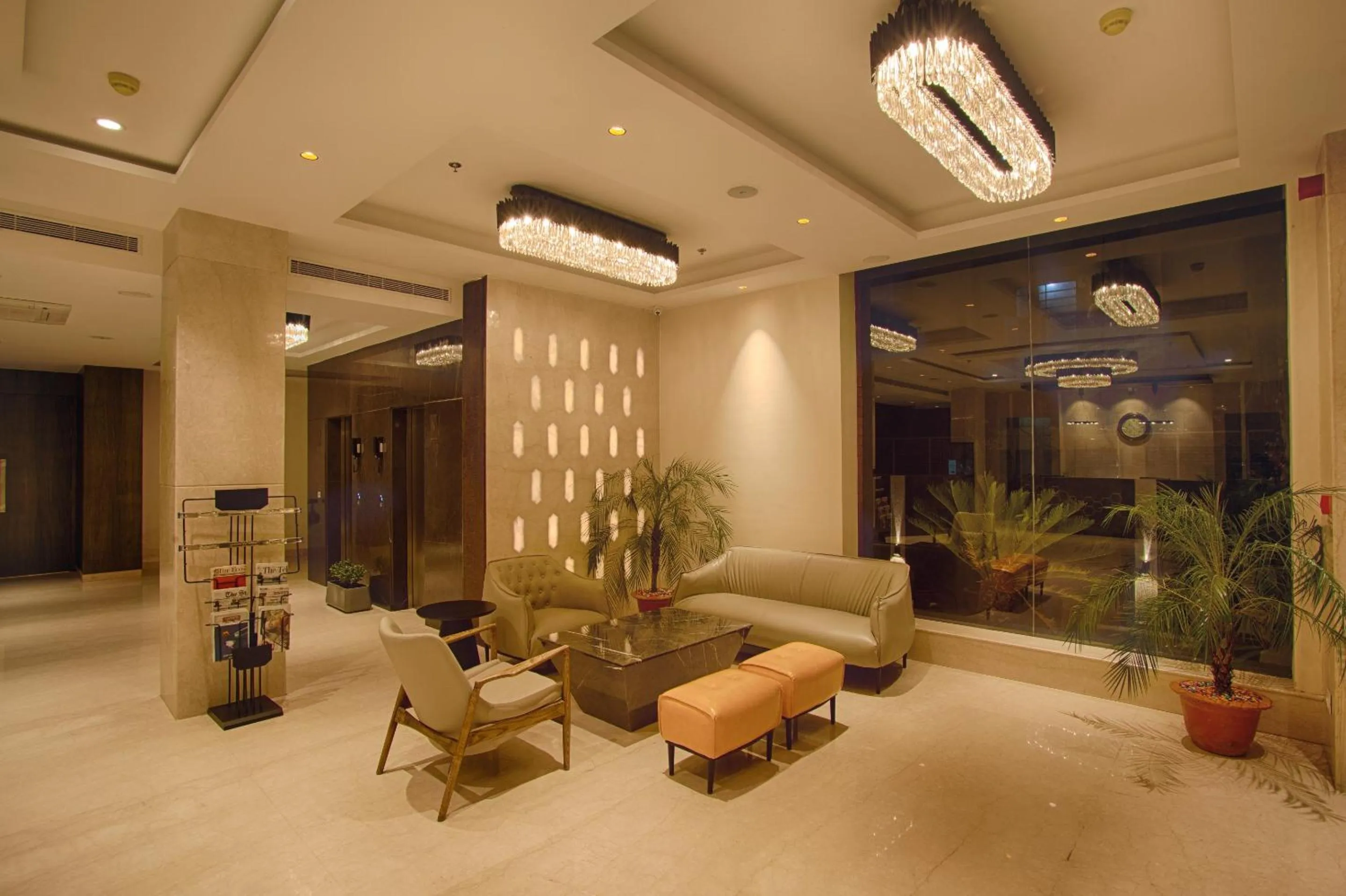 Lobby or reception in Sunhill Portico