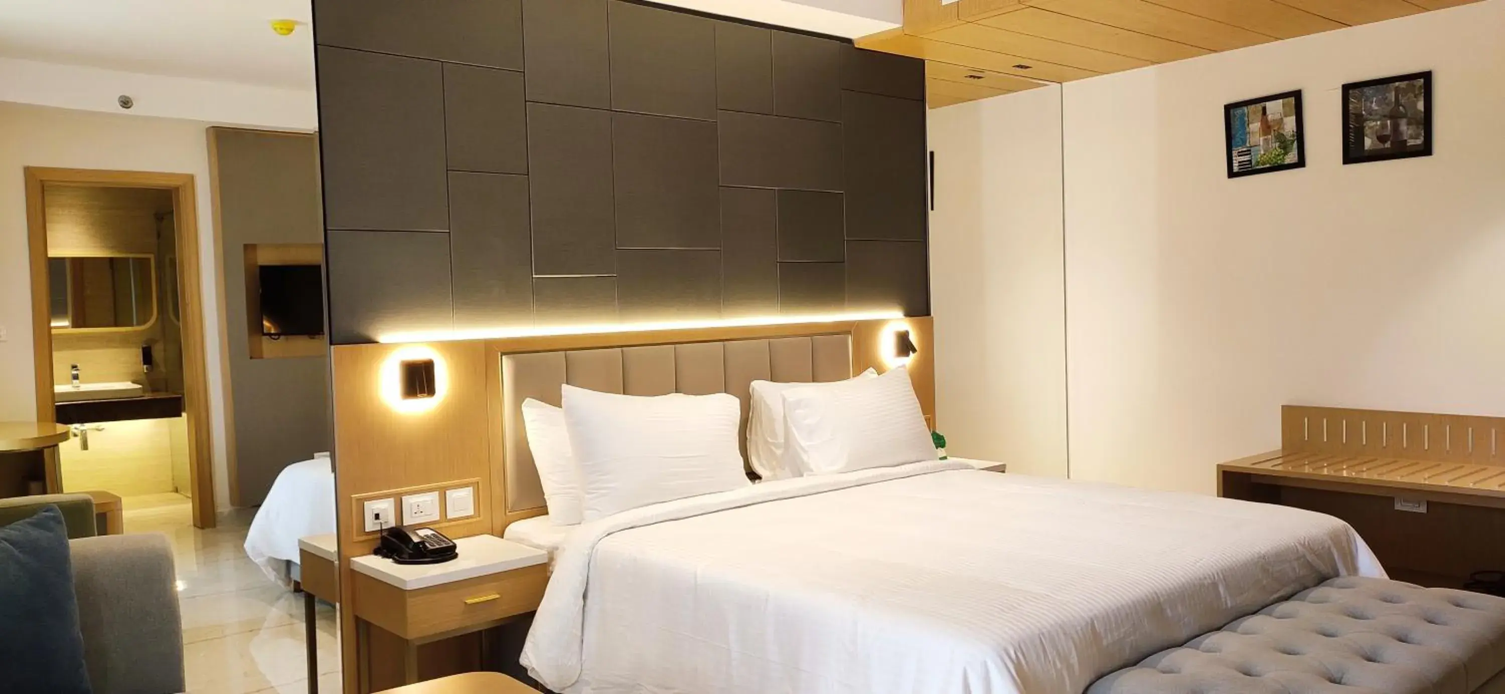 Bed in Sunhill Portico Bed in Sunhill Portico