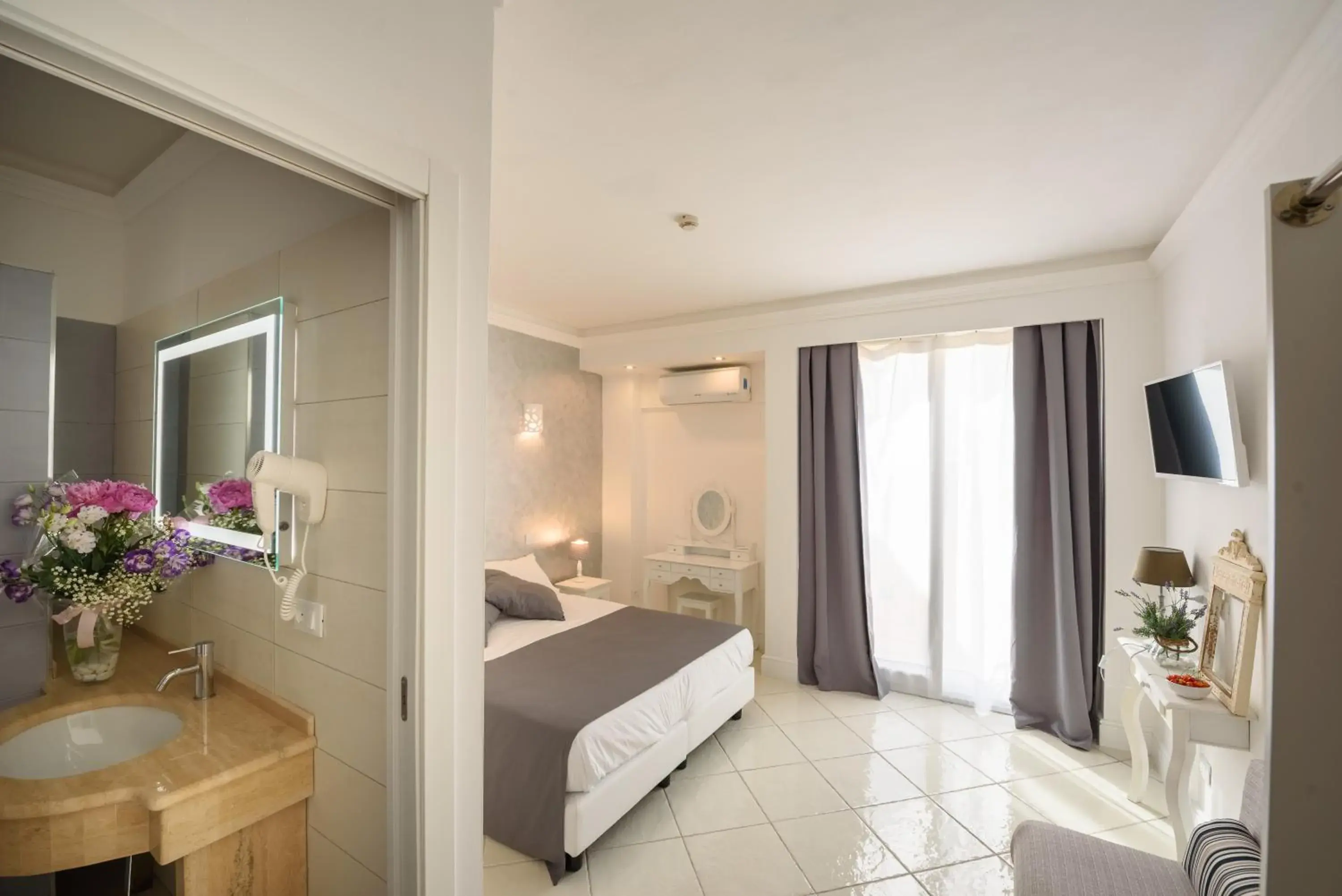 Bed in Hotel Bussola Bed in Hotel Bussola