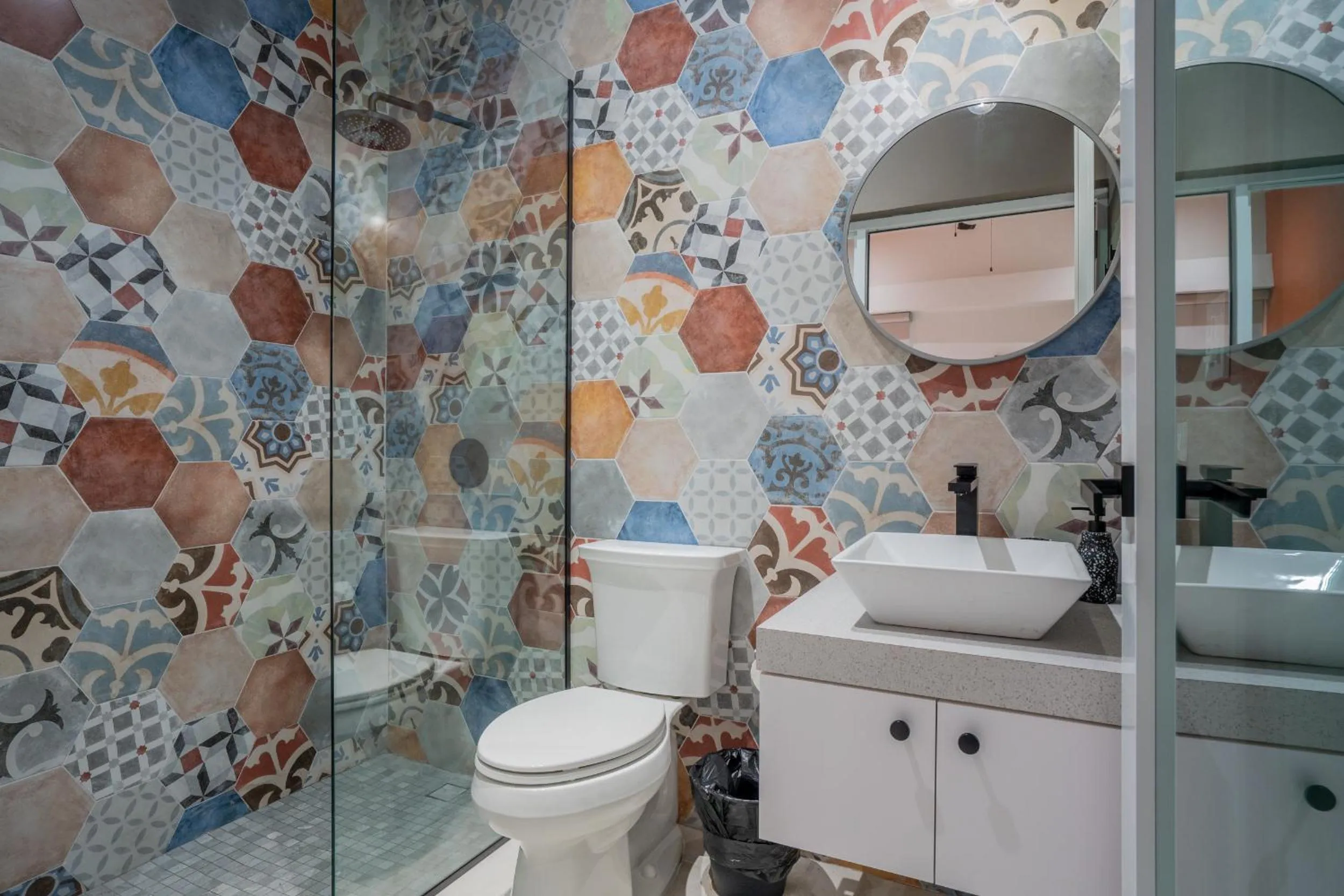 Bathroom in La Buena Vida Inn