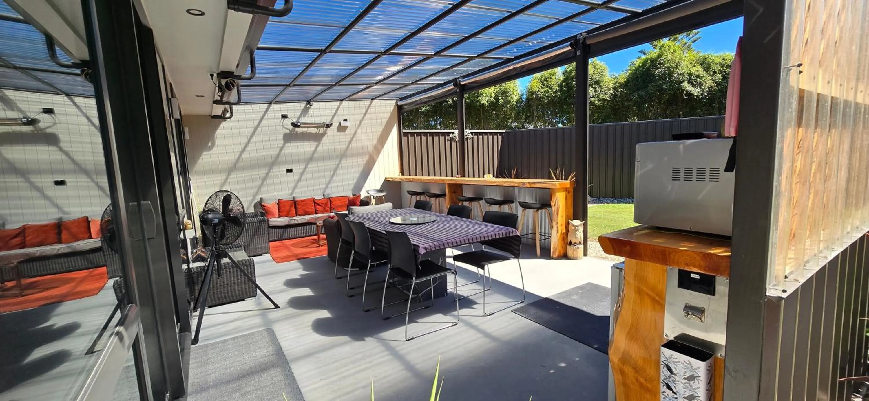 Patio in The Rocks Chalets