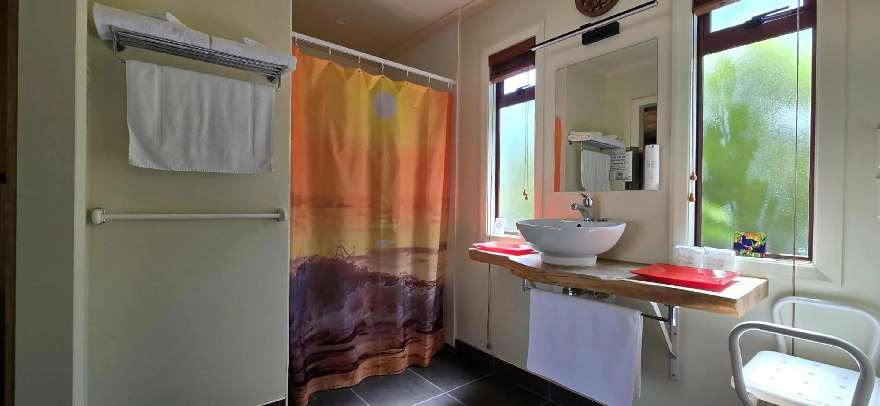 Bathroom in The Rocks Chalets