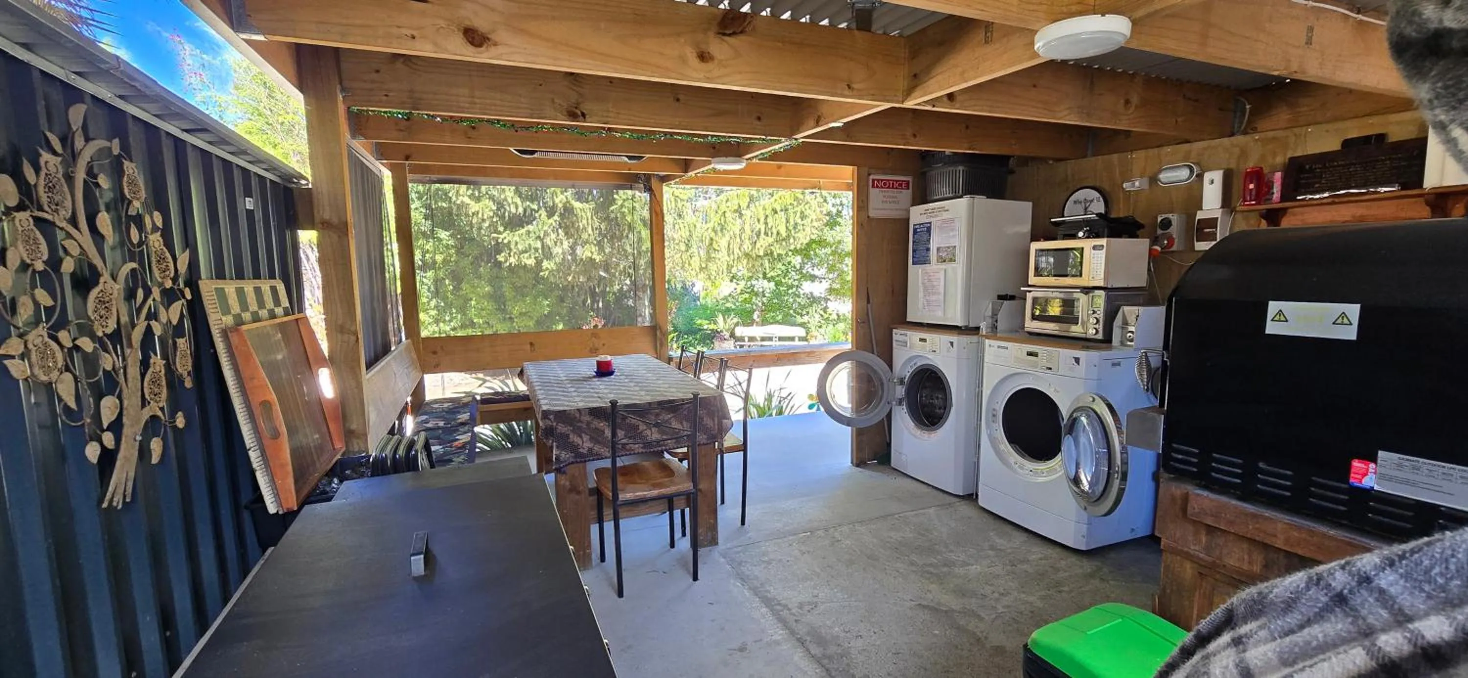 Kitchen or kitchenette in The Rocks Chalets