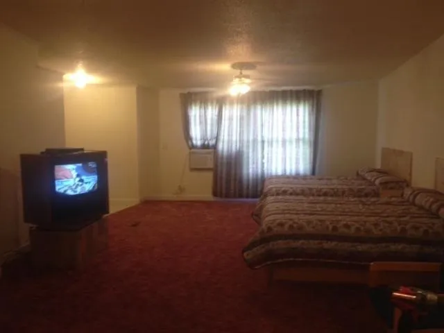 Bed in Comfort Green Motel