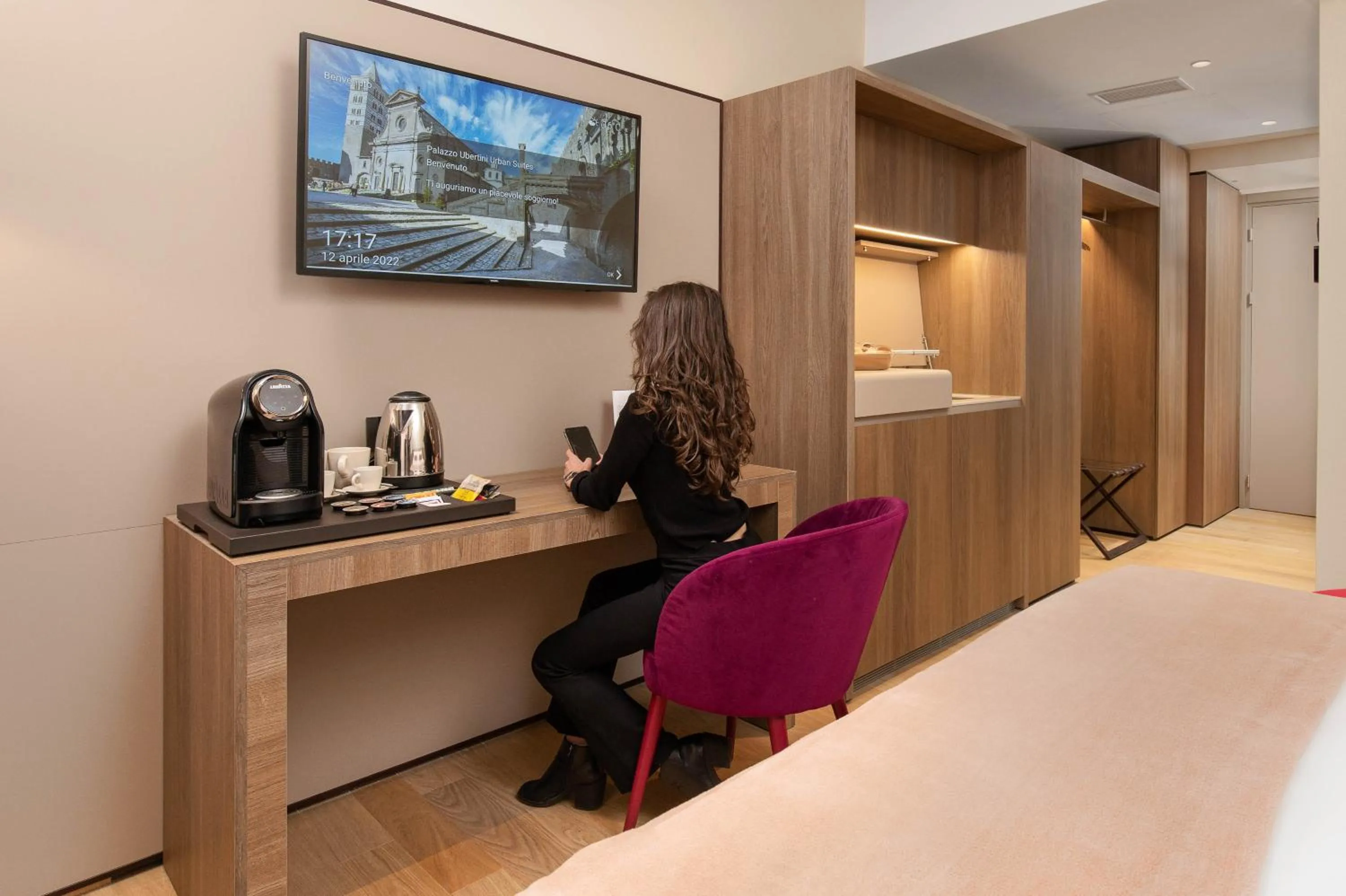 Coffee/tea facilities in PALAZZO UBERTINI Urban Suites