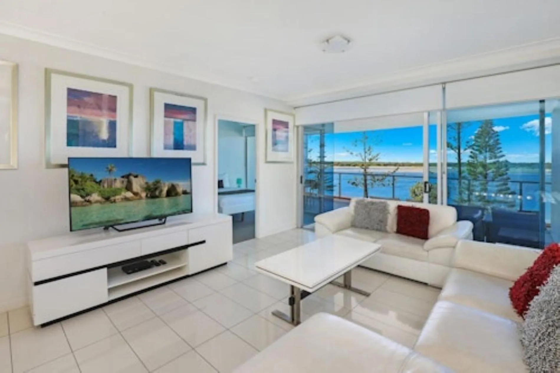Living room in Silvershore Apartments on the Broadwater