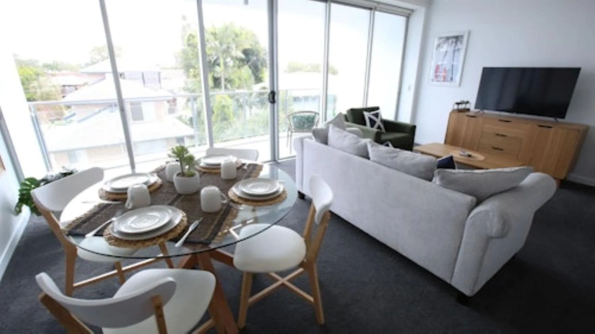 Living room in Silvershore Apartments on the Broadwater