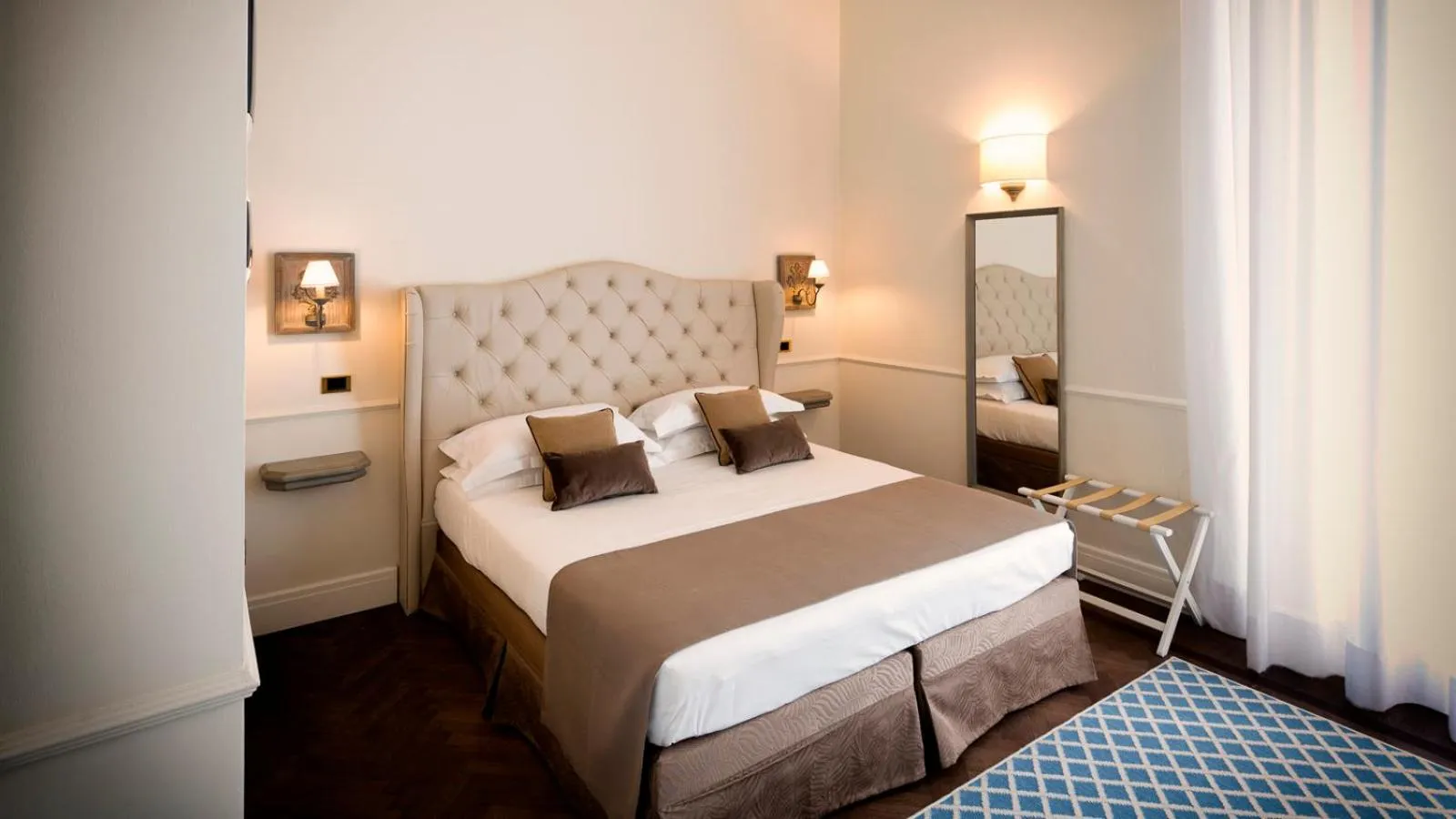 Photo of the whole room, Bed in Palazzo Lorenzo Hotel Boutique & Spa