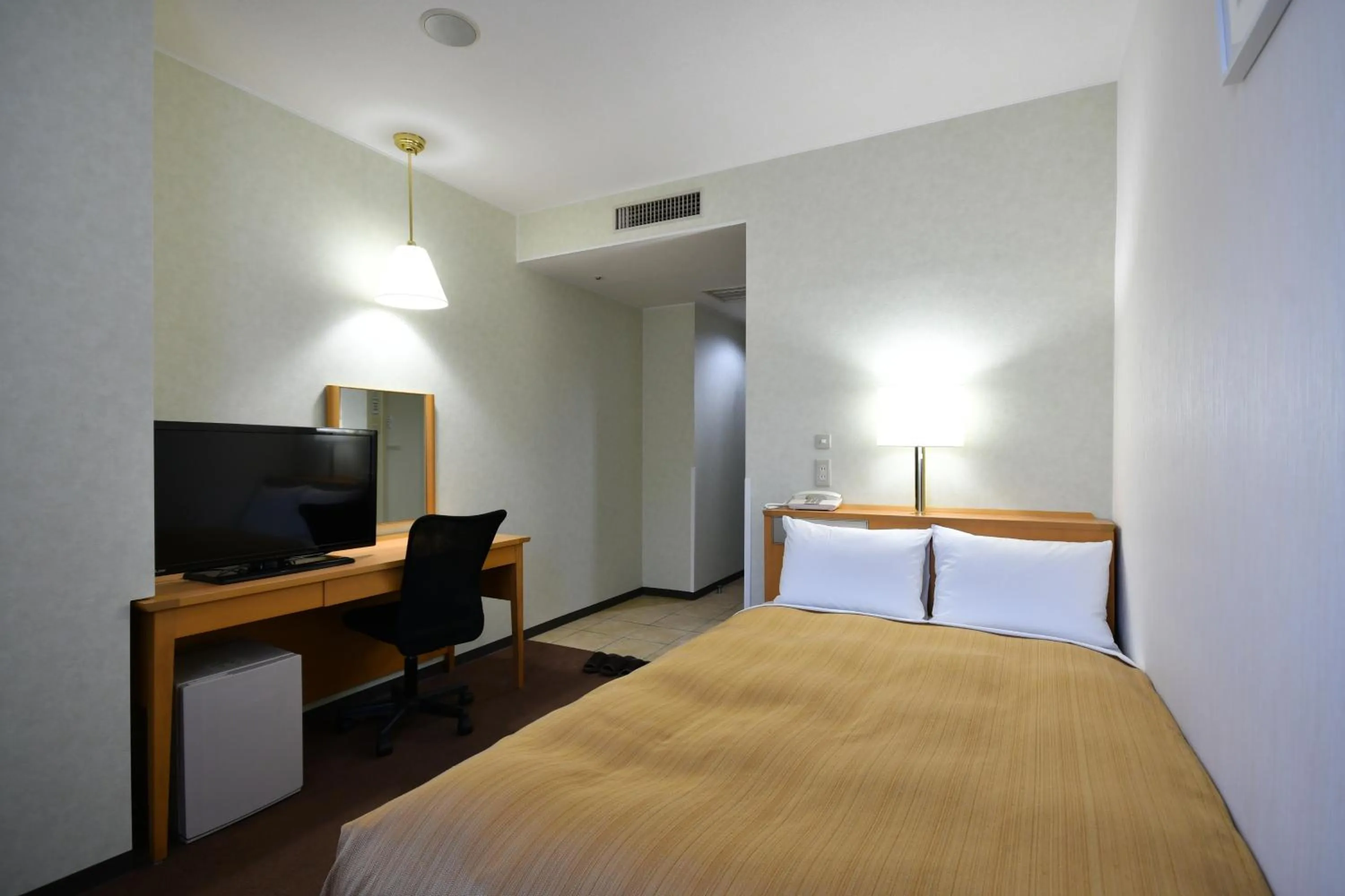 Bed in Bell's Inn Tsuchiura