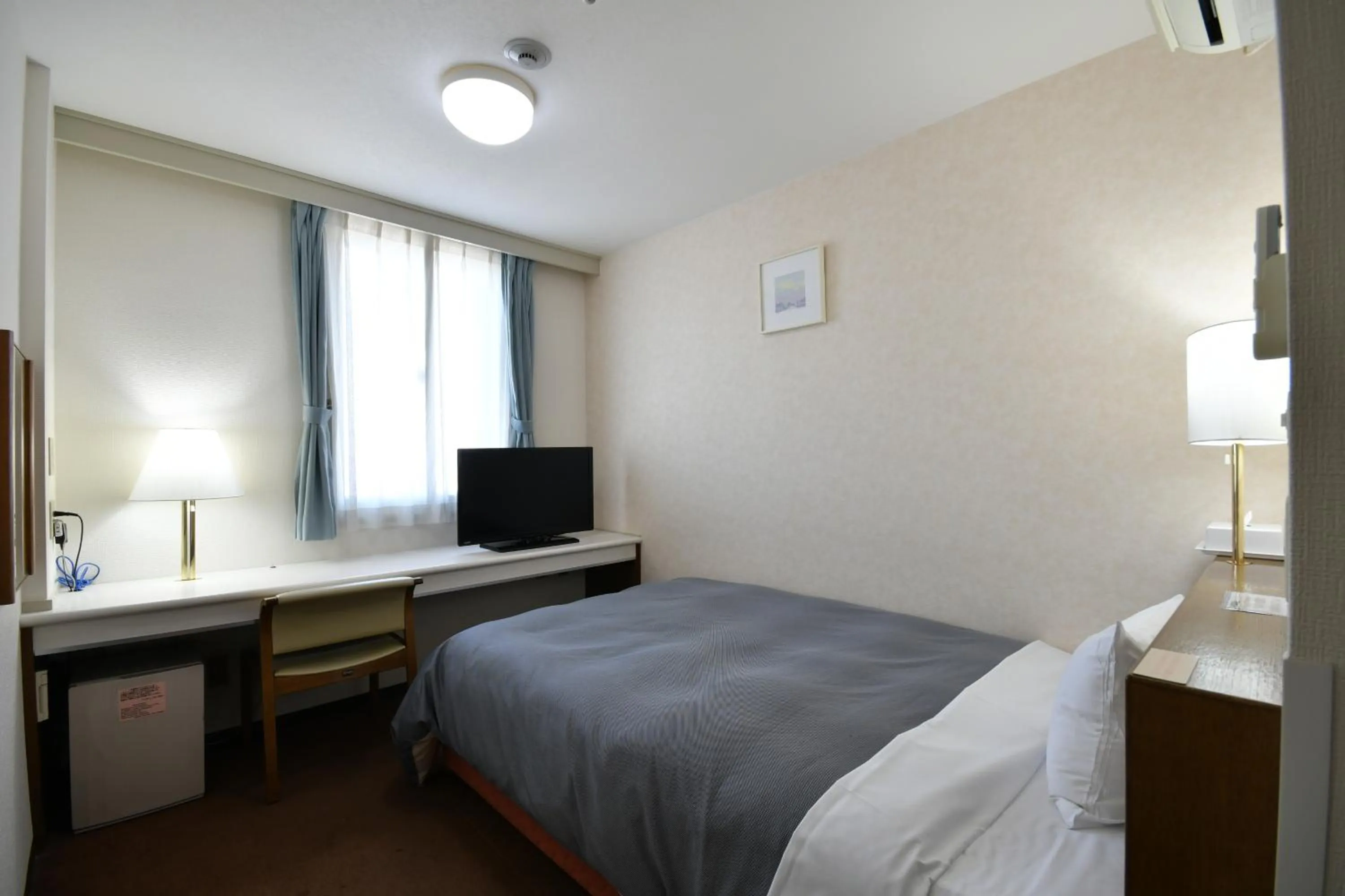 Bed in Bell's Inn Tsuchiura