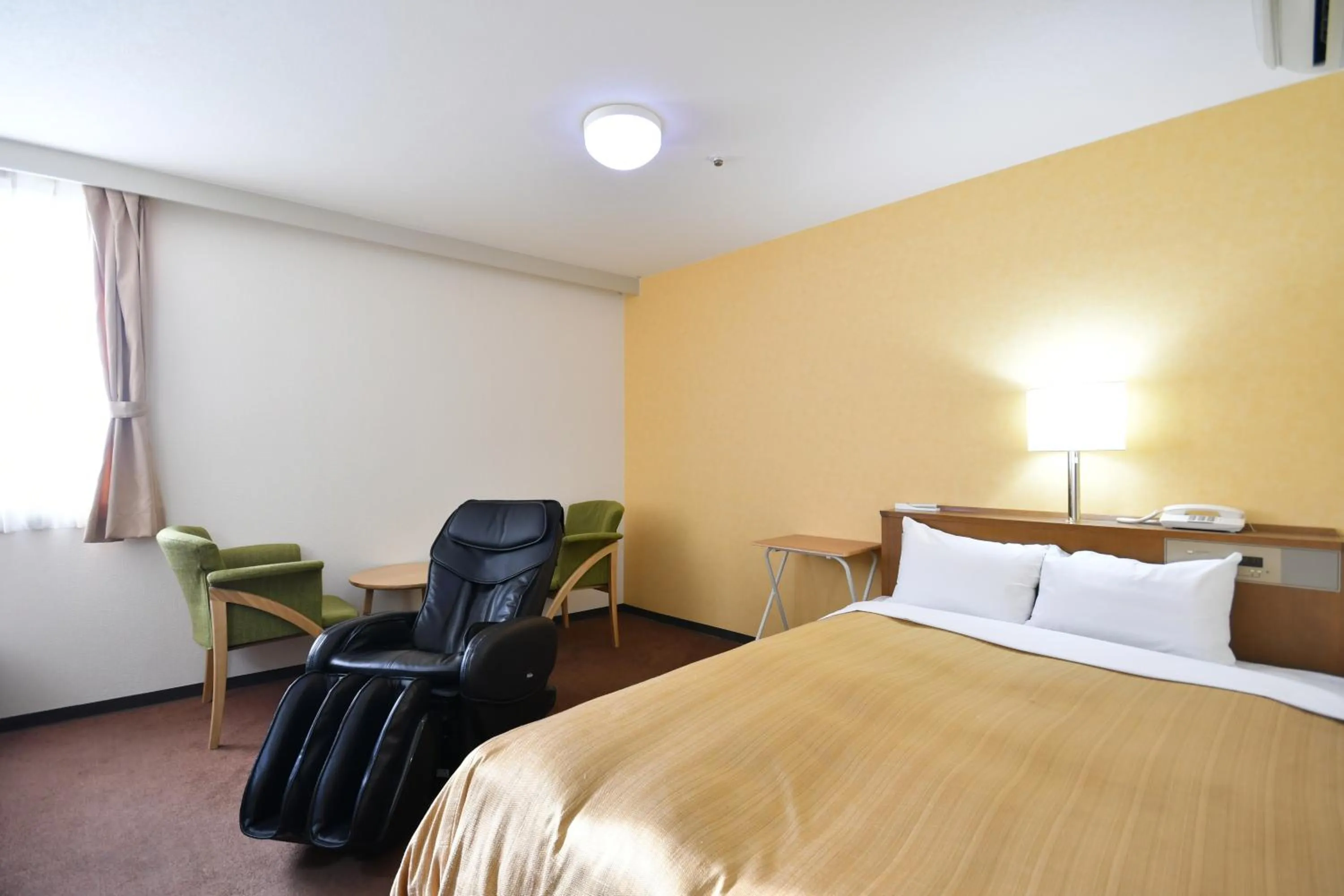 Bed in Bell's Inn Tsuchiura