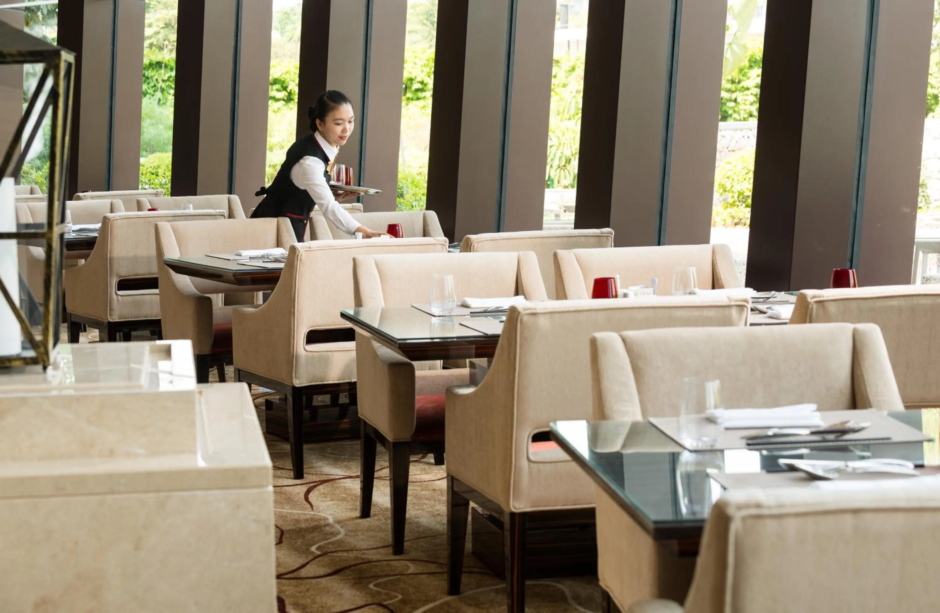 Restaurant/places to eat in Swissôtel Guangzhou