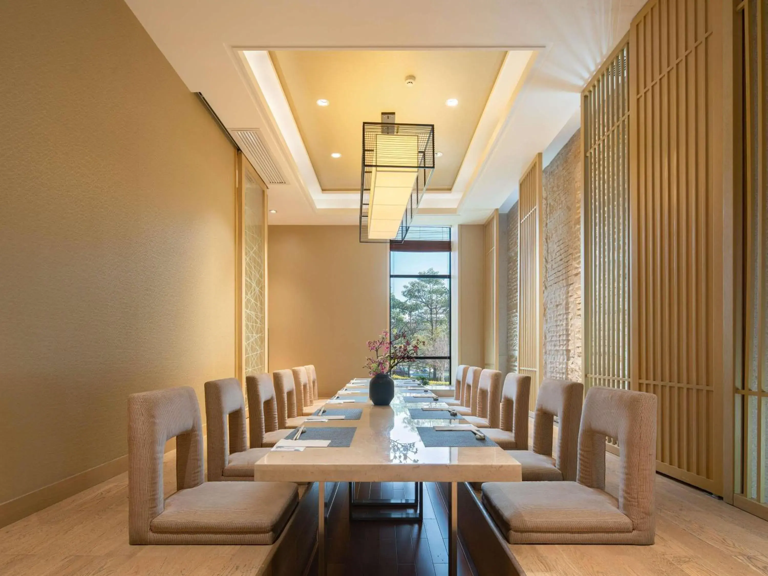 Restaurant/places to eat in Swissôtel Guangzhou Restaurant/places to eat in Swissôtel Guangzhou