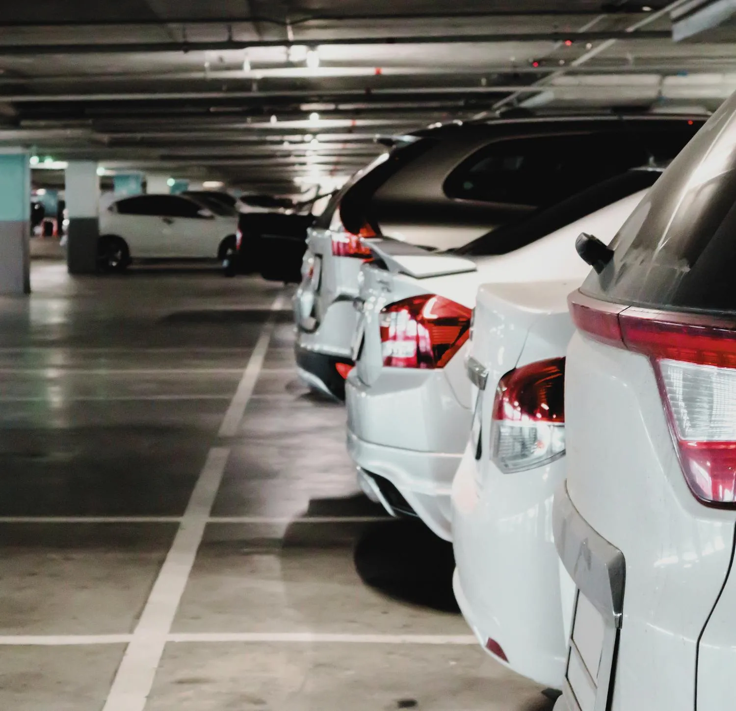 Parking in Kleos Hotel Milano Città Studi by Kleos Group Collection