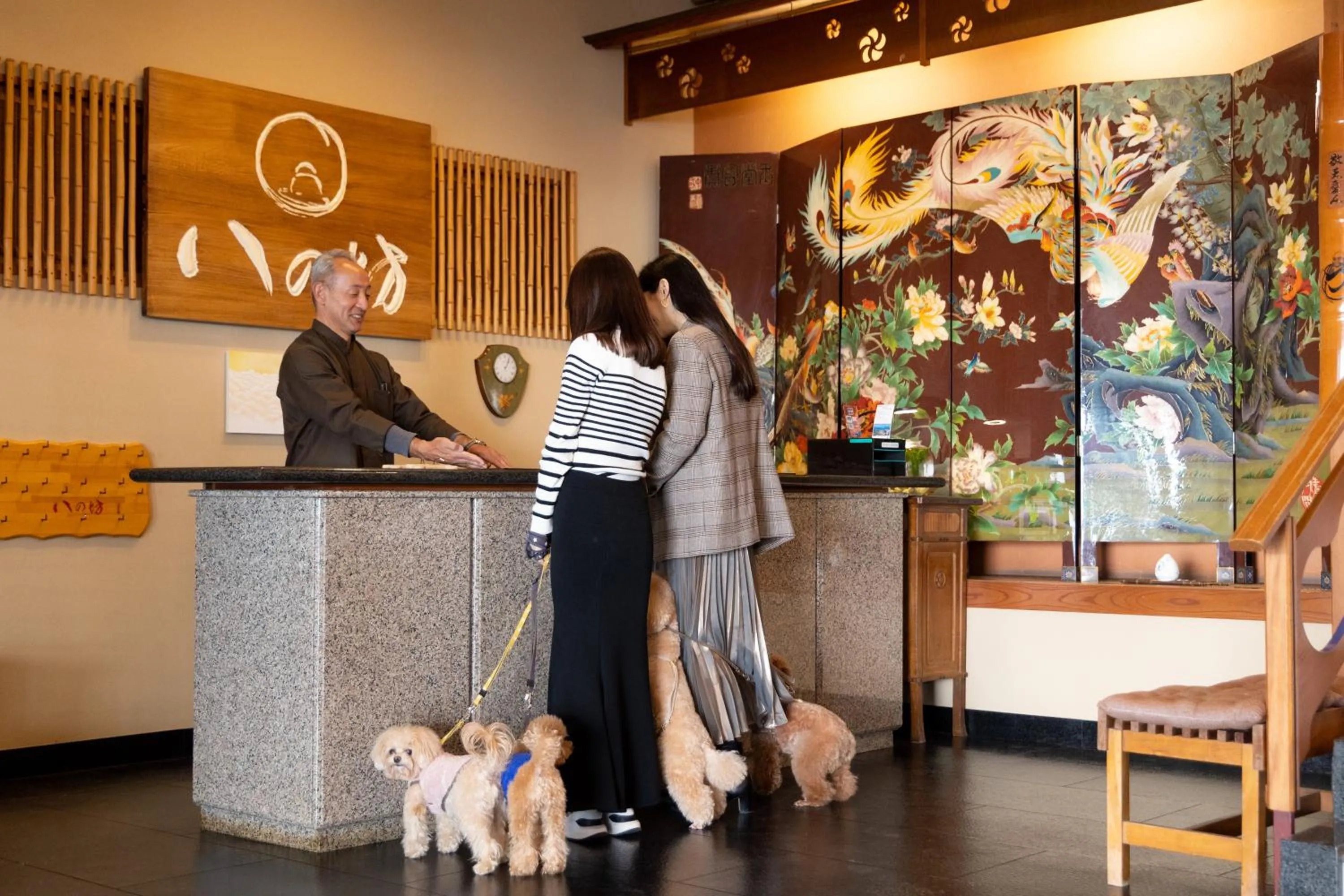 Staff in Komatsuya Hachinobou