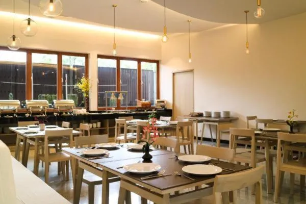 Restaurant/places to eat in CA Hotel and Residence Phuket - SHA Extra Plus