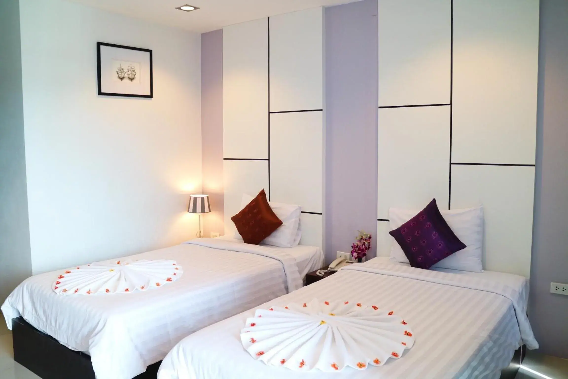 Deluxe Twin Room in CA Hotel and Residence Phuket - SHA Extra Plus Deluxe Twin Room in CA Hotel and Residence Phuket - SHA Extra Plus