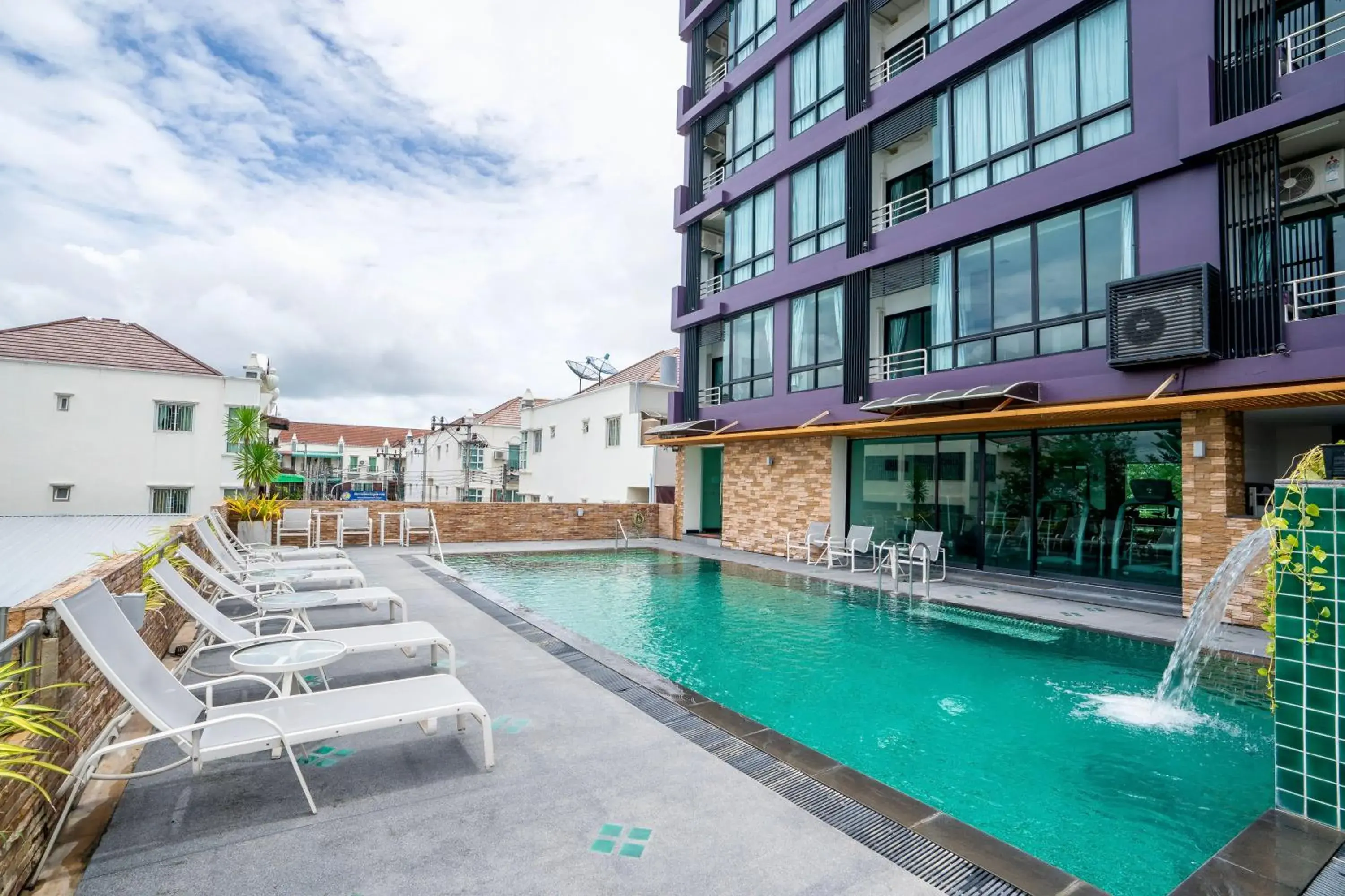 Swimming pool in CA Hotel and Residence Phuket - SHA Extra Plus Swimming pool in CA Hotel and Residence Phuket - SHA Extra Plus