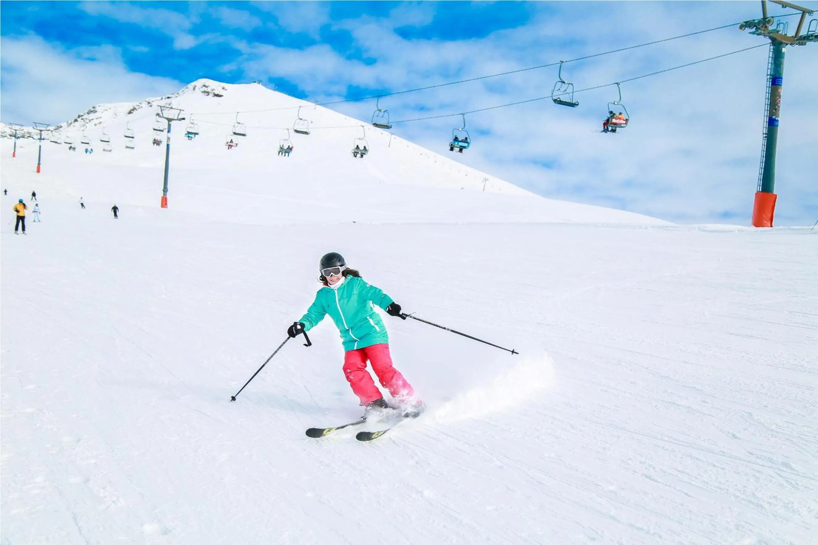 Skiing in Edelweiss Hotel