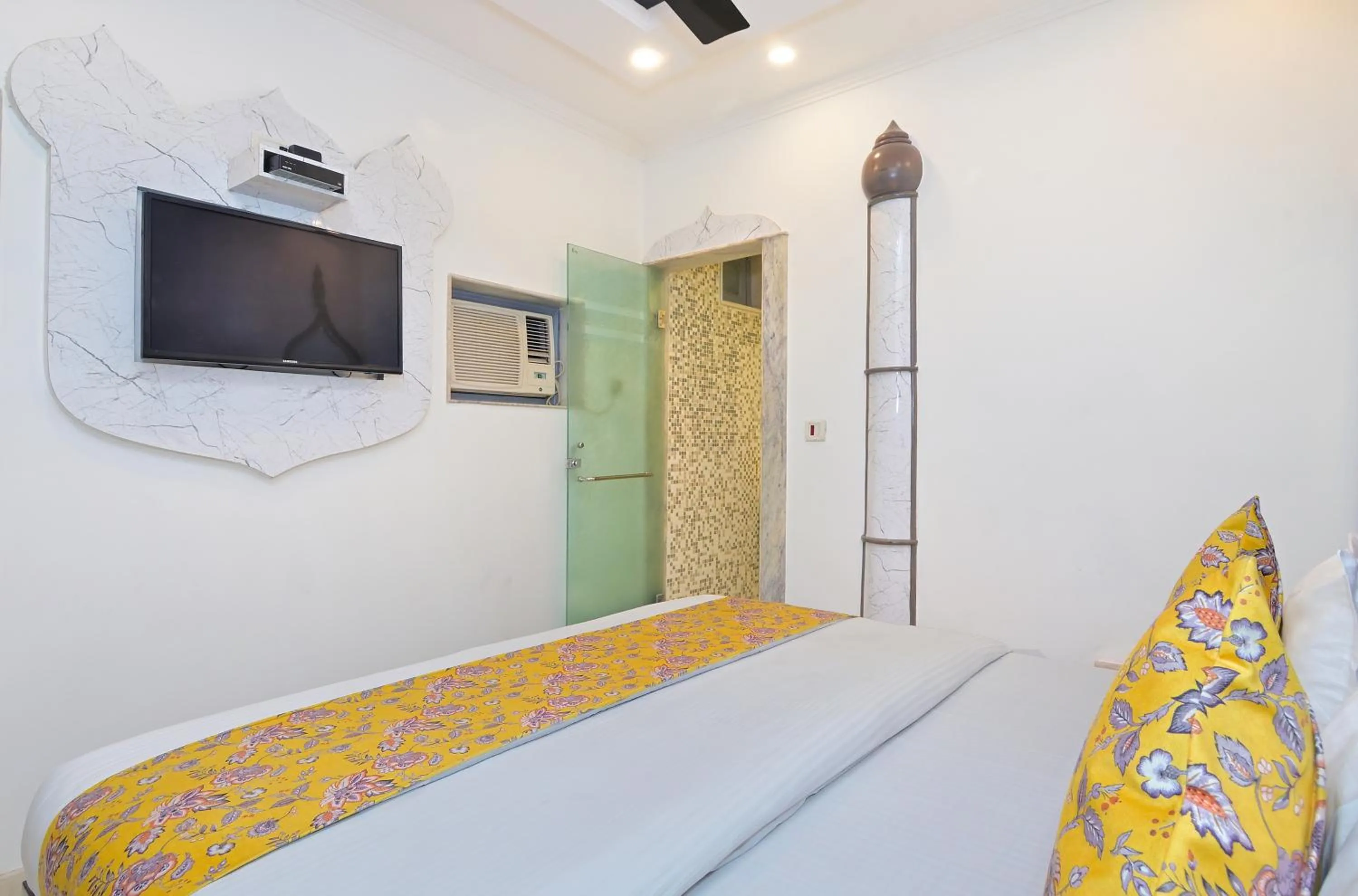 Bed in Natraj Yes Please -New Delhi