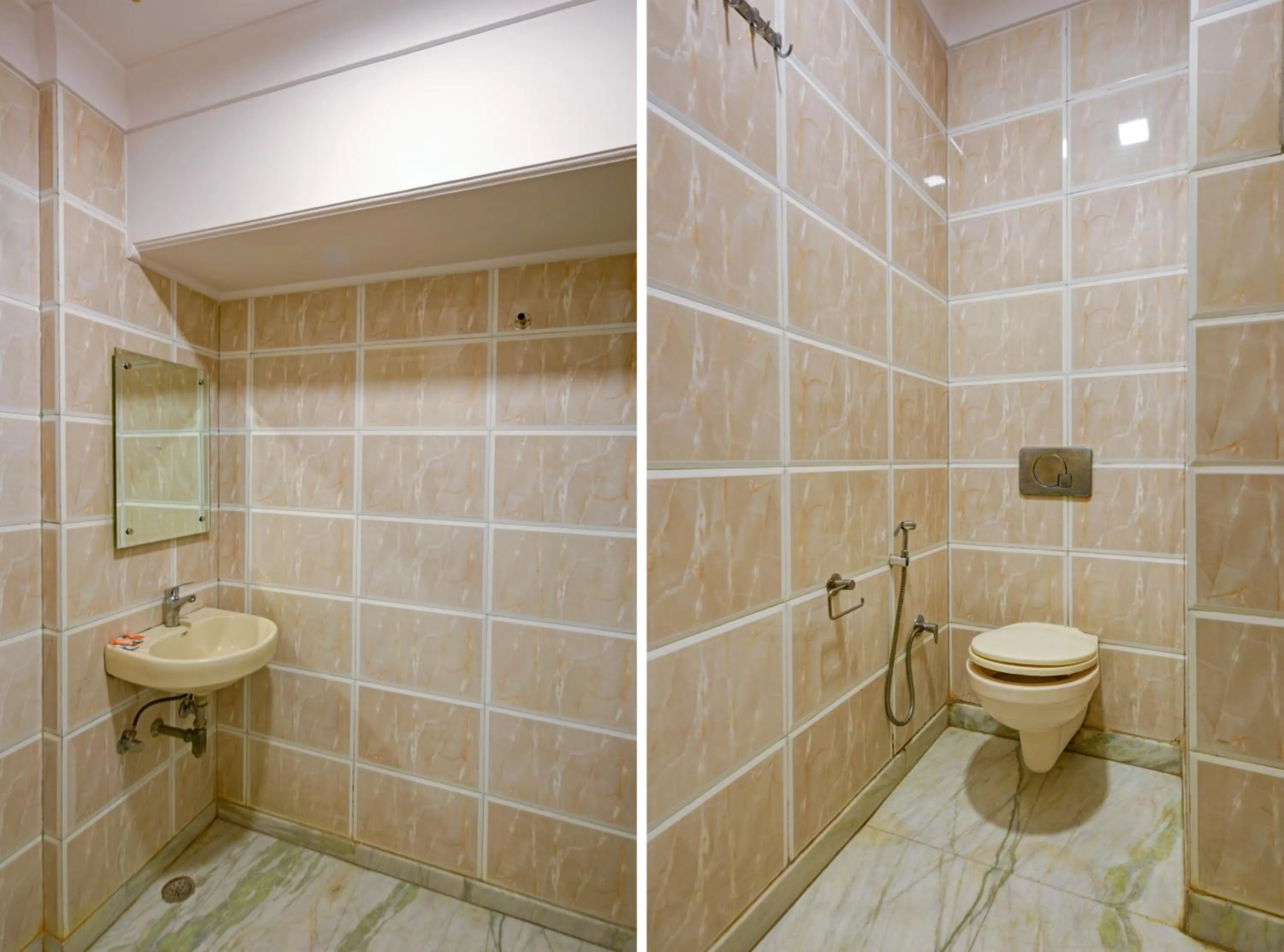 Bathroom in Natraj Yes Please -New Delhi