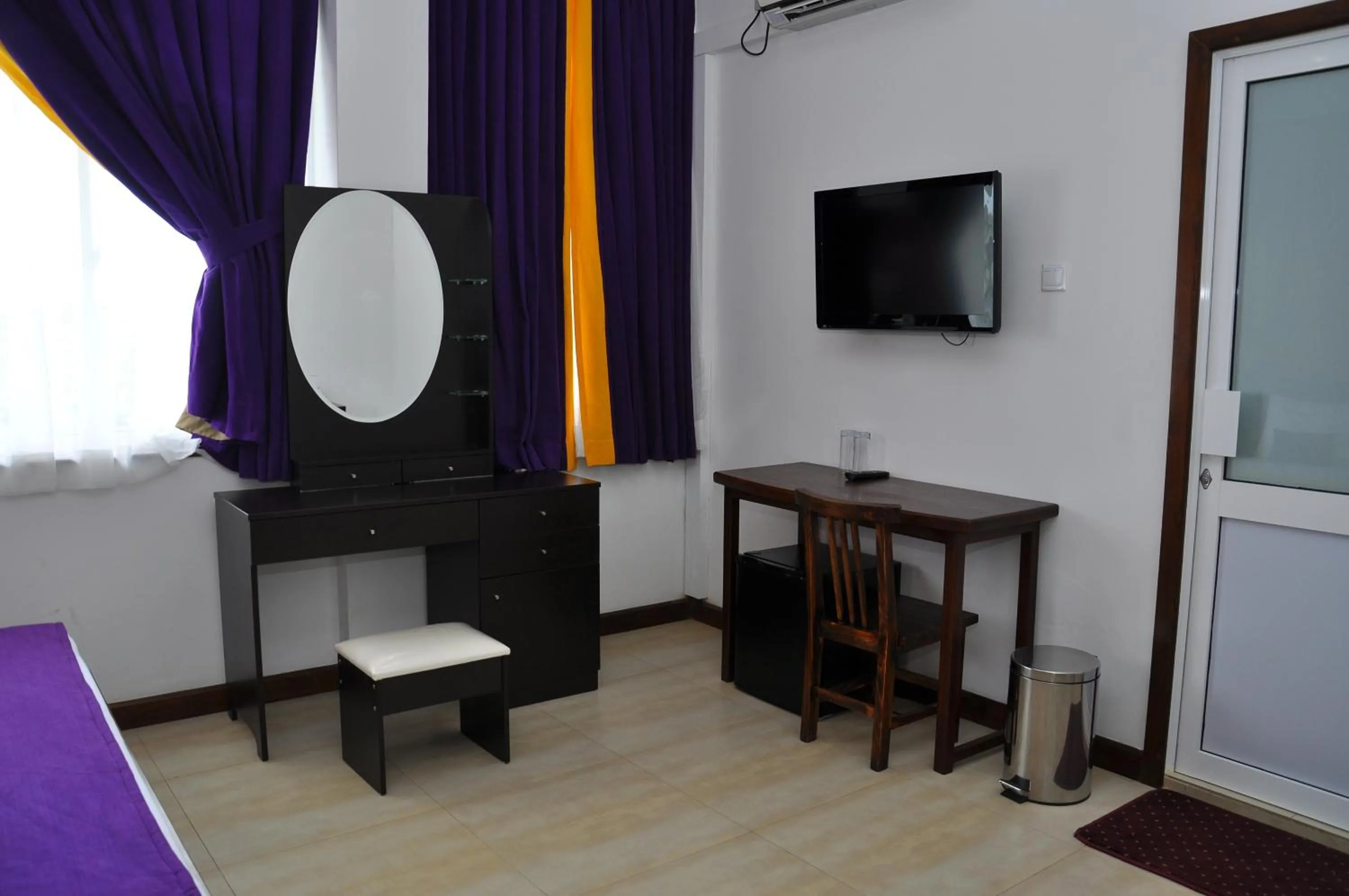 Bedroom in Hotel East Lagoon