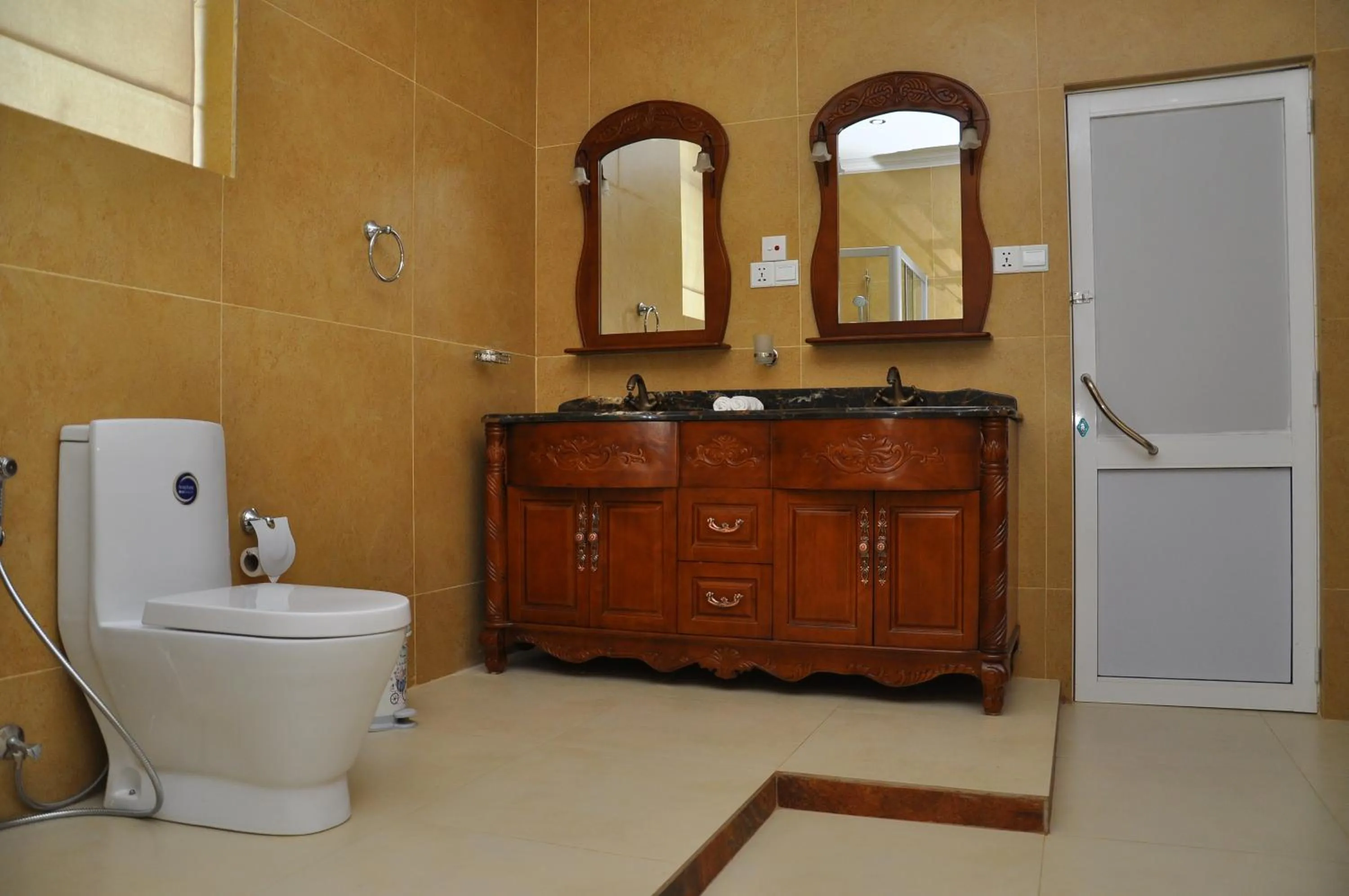 Bathroom in Hotel East Lagoon