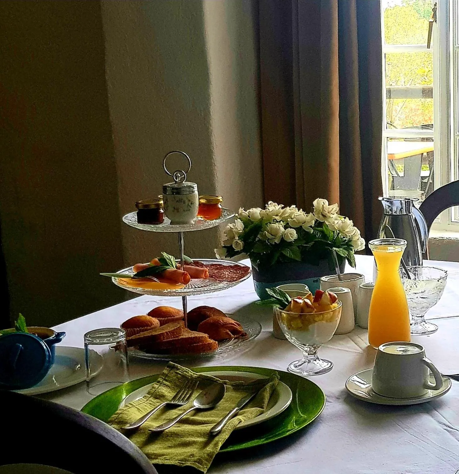 Restaurant/places to eat in De Molen Guest House